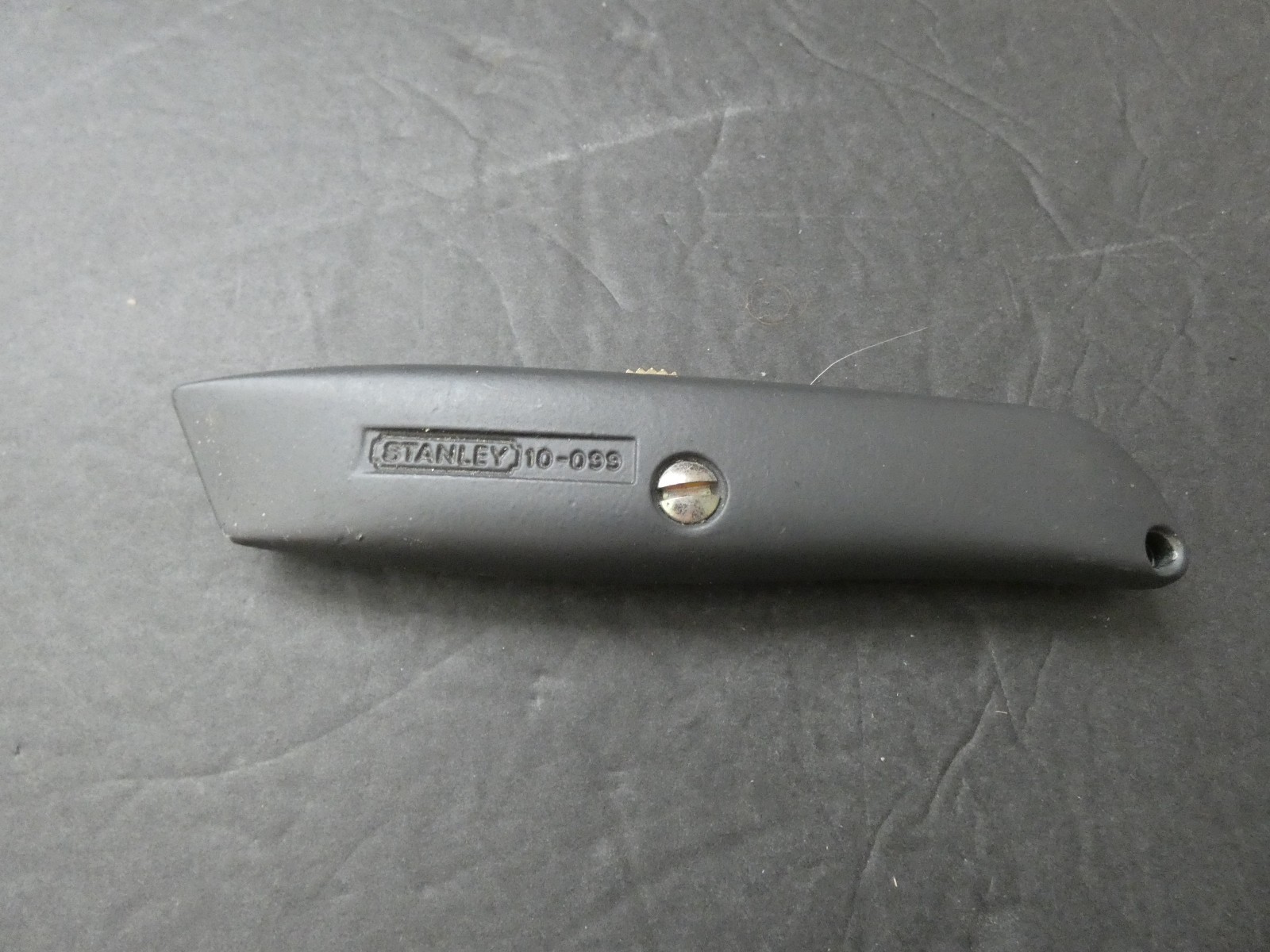 STANLEY RAZOR UTILITY  KNIFE CUTTER 10-099