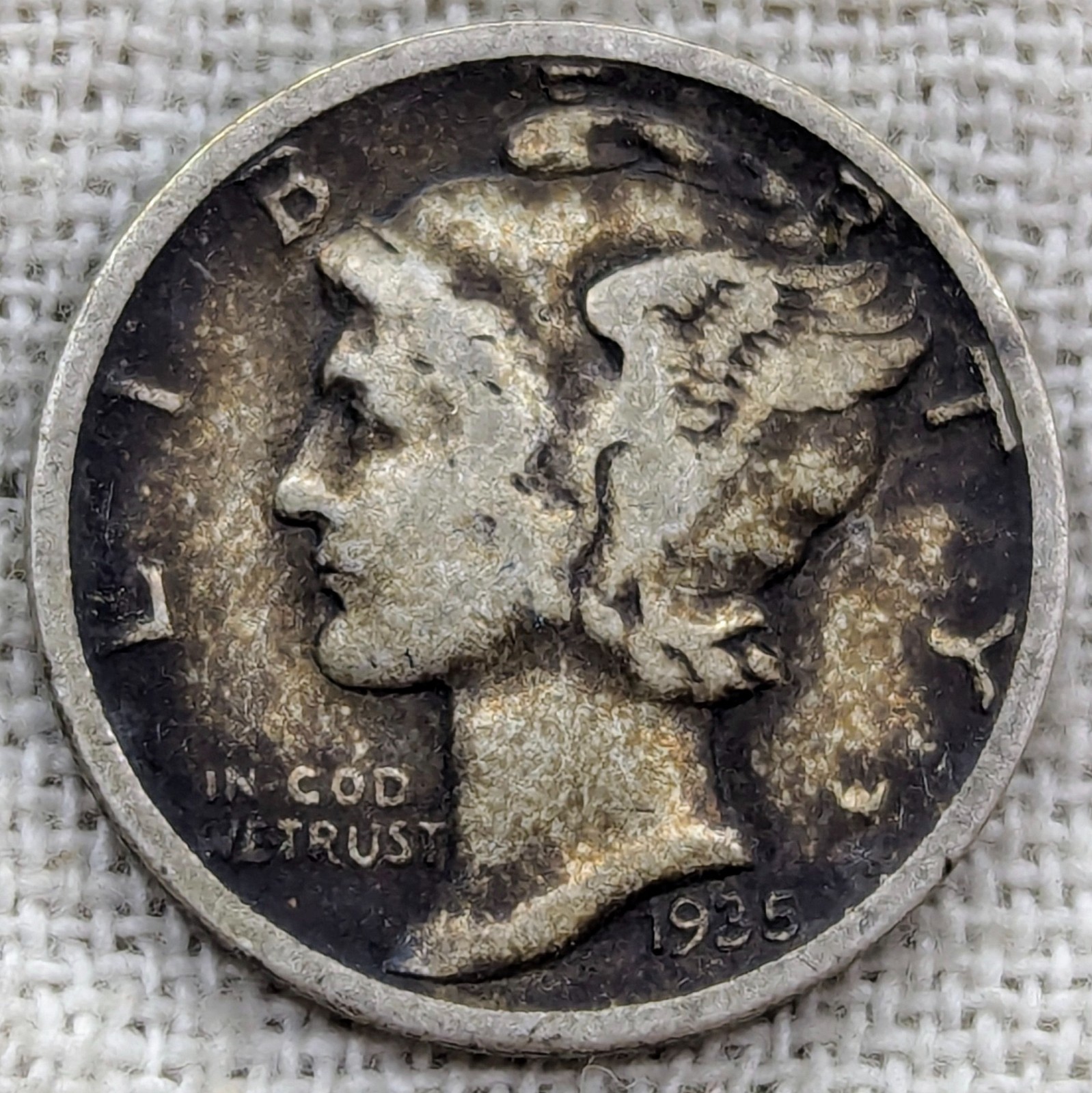 1935 Mercury Dime VG/Fine : Toned, Older Date (20K Left) - .9 Fine Silver Coin