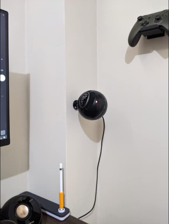 Gooseneck Table Microphone Mount - 5/8 Male, Black, 1Pack