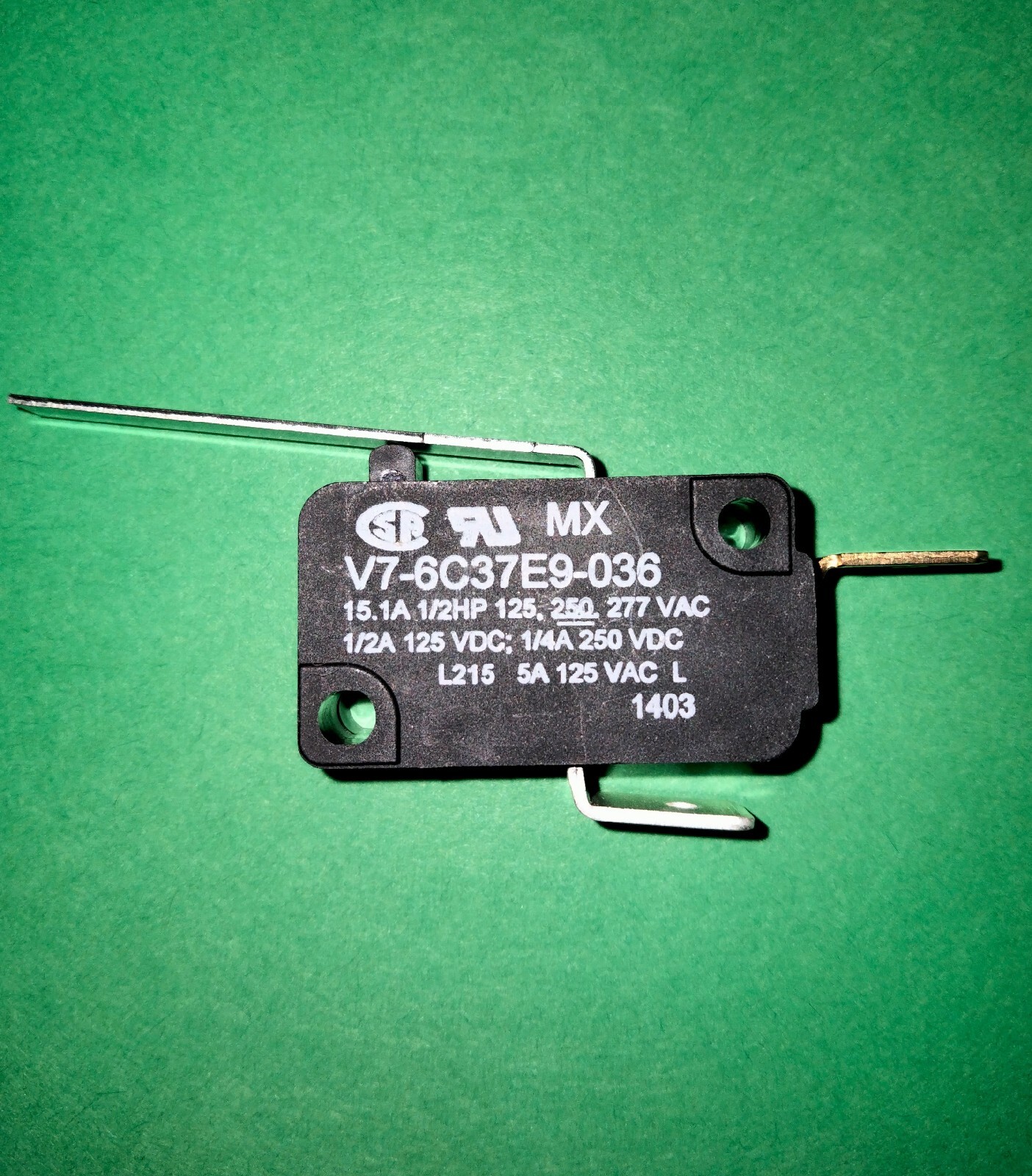 Honeywell -Micro Switch V7-6C37E9-036 Miniature Basic Switch 15.1A @ 125V, SPNC