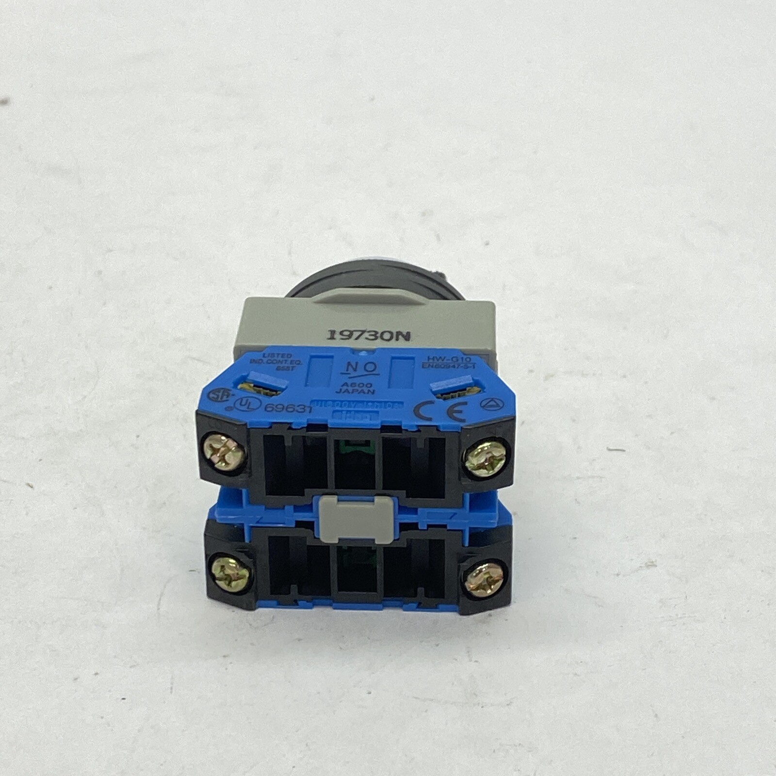 NEW IDEC 3 Positon Spring Return 125/300V 5/3A Control Switch ASS3320N