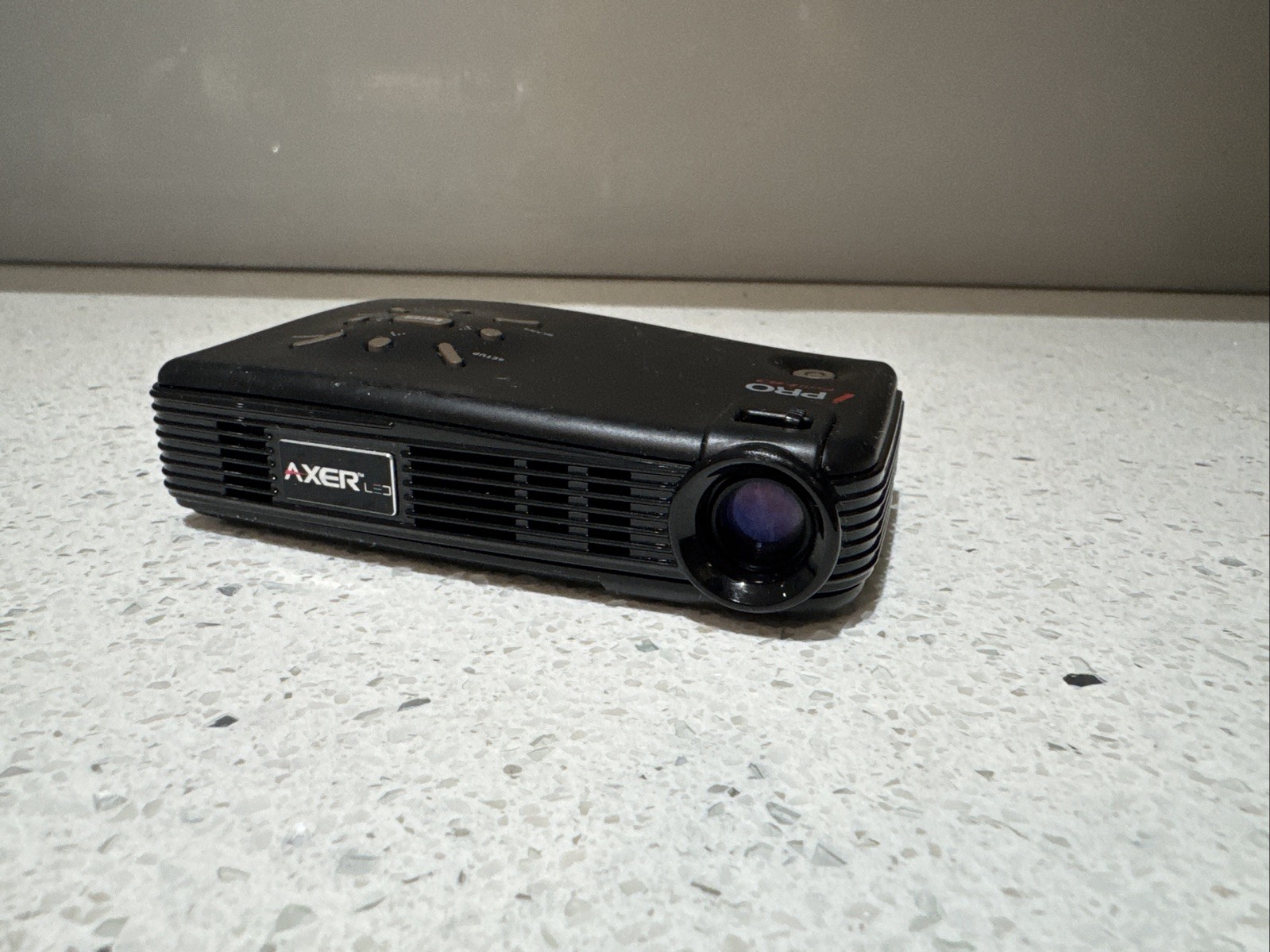 Axer ipro Projector IDC-6400 Limited Edition - Small And Portable + Power Supply