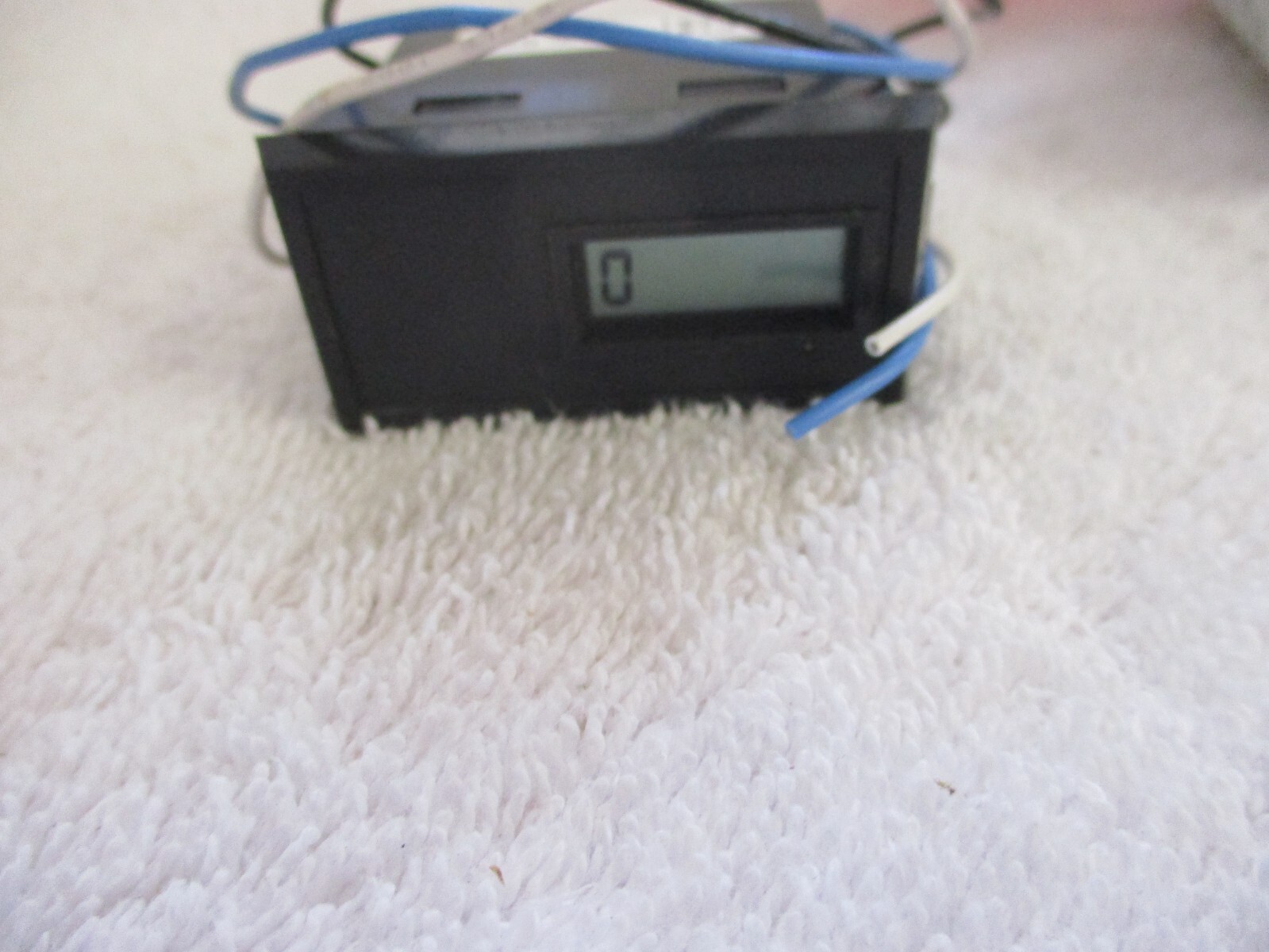 NIB Red Lion Controls LCD Digital Counter CUB3LR00
