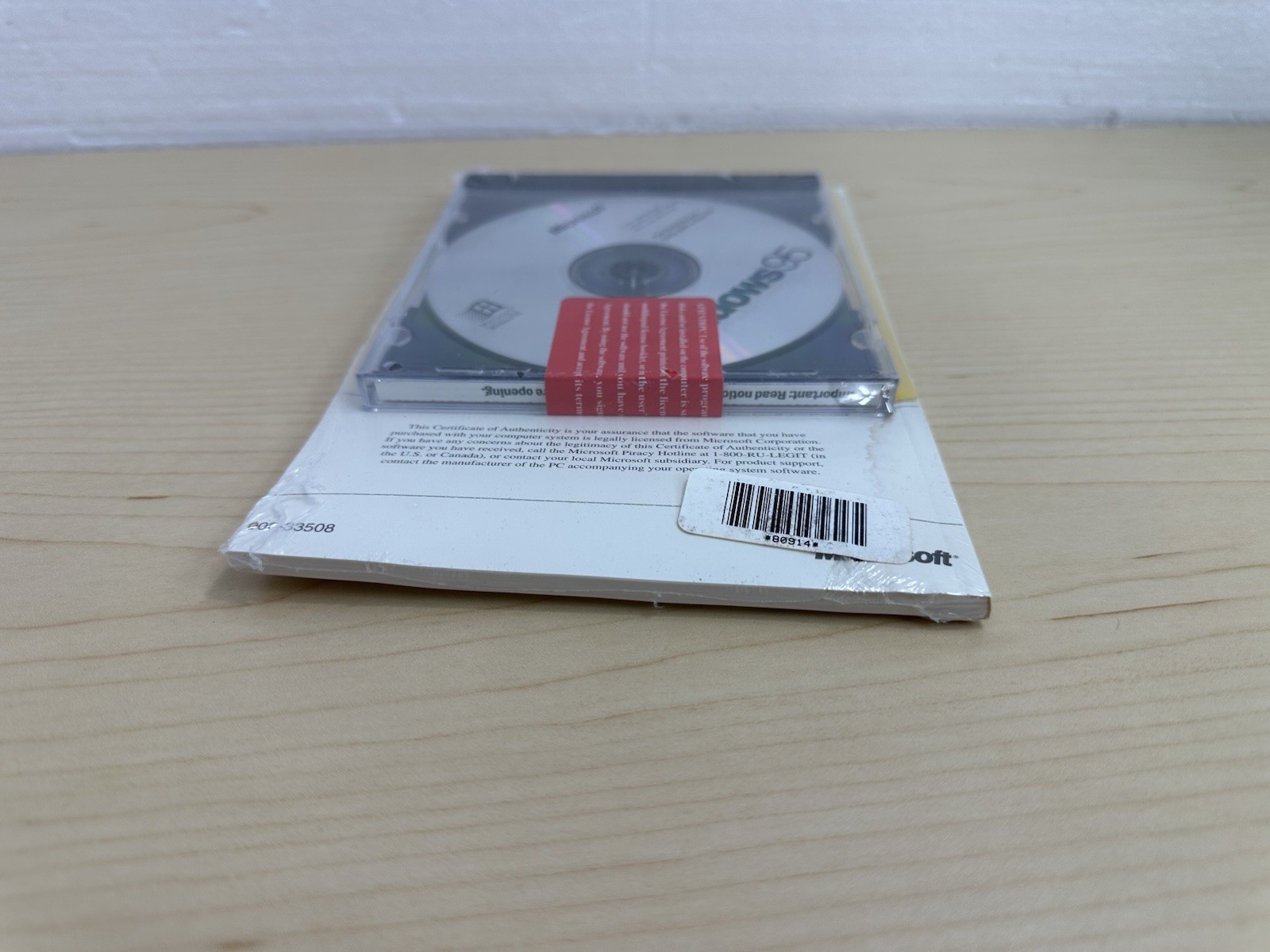 Microsoft Windows 95 Brand New, Sealed CD & Manual