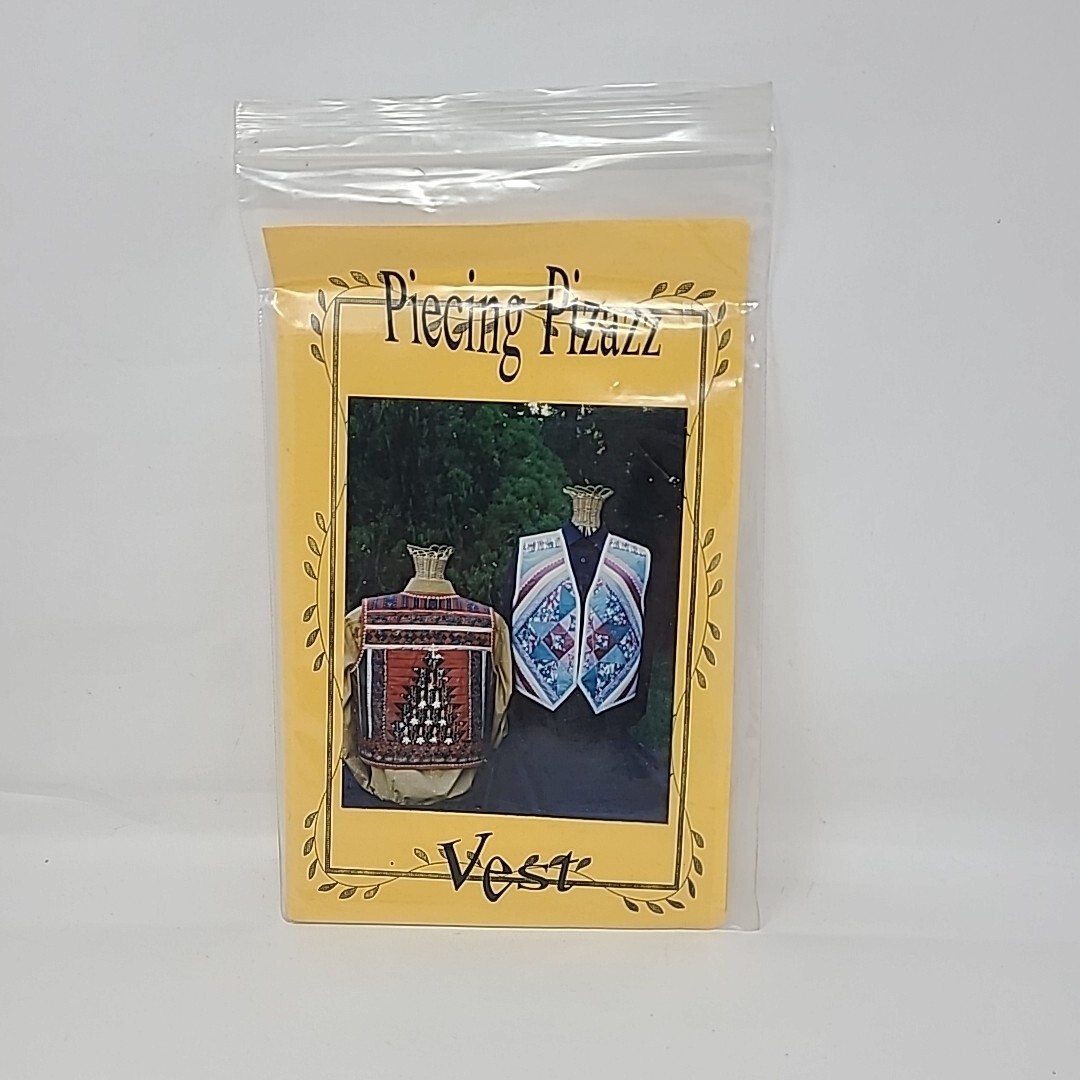 Piecing Pizazz Vest Quilt Pattern One Christmas Tree Design UNCUT Misses S-M-L