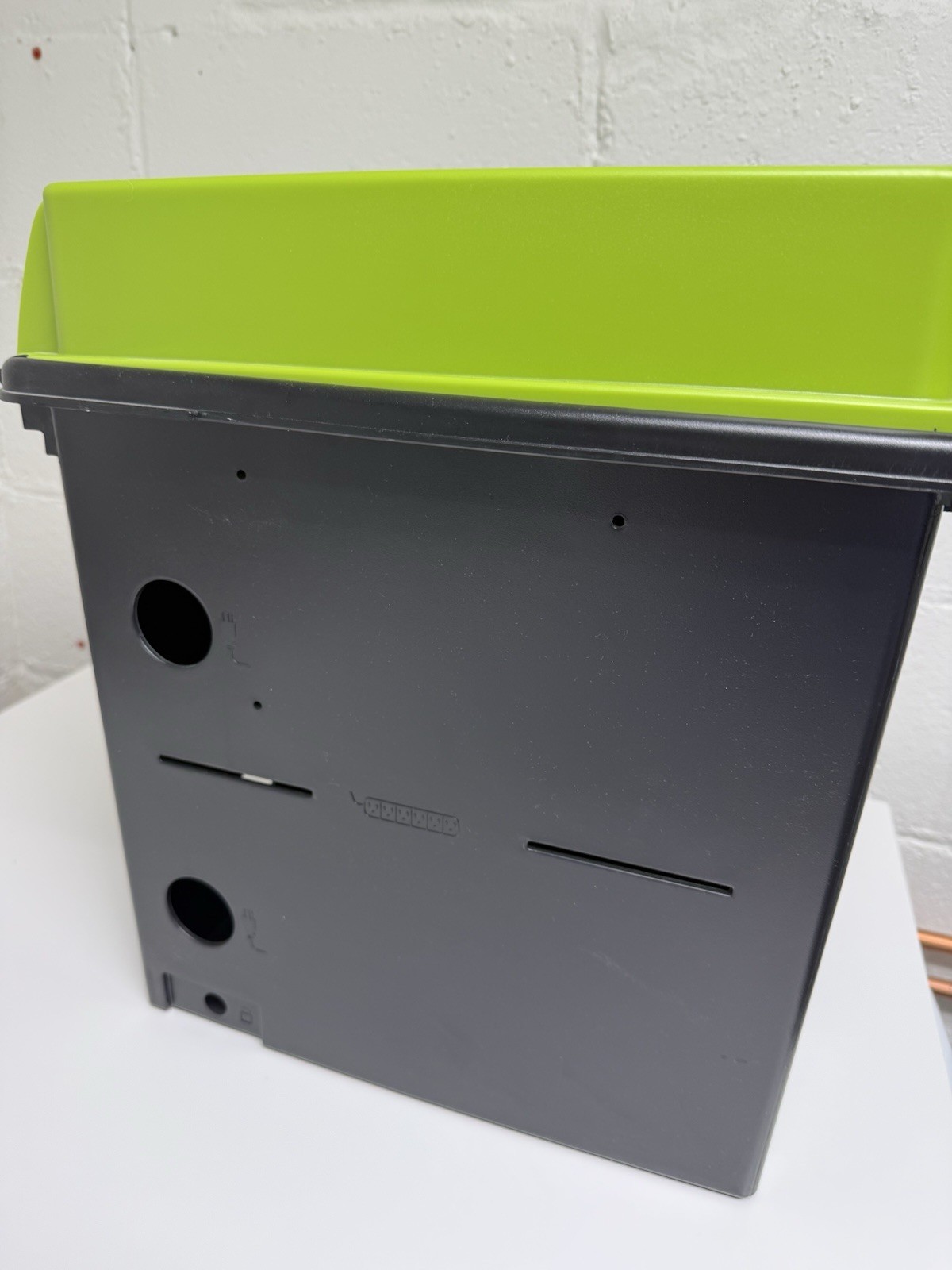 Copernicus Tech Tub, Lockable Device Storage Green Black