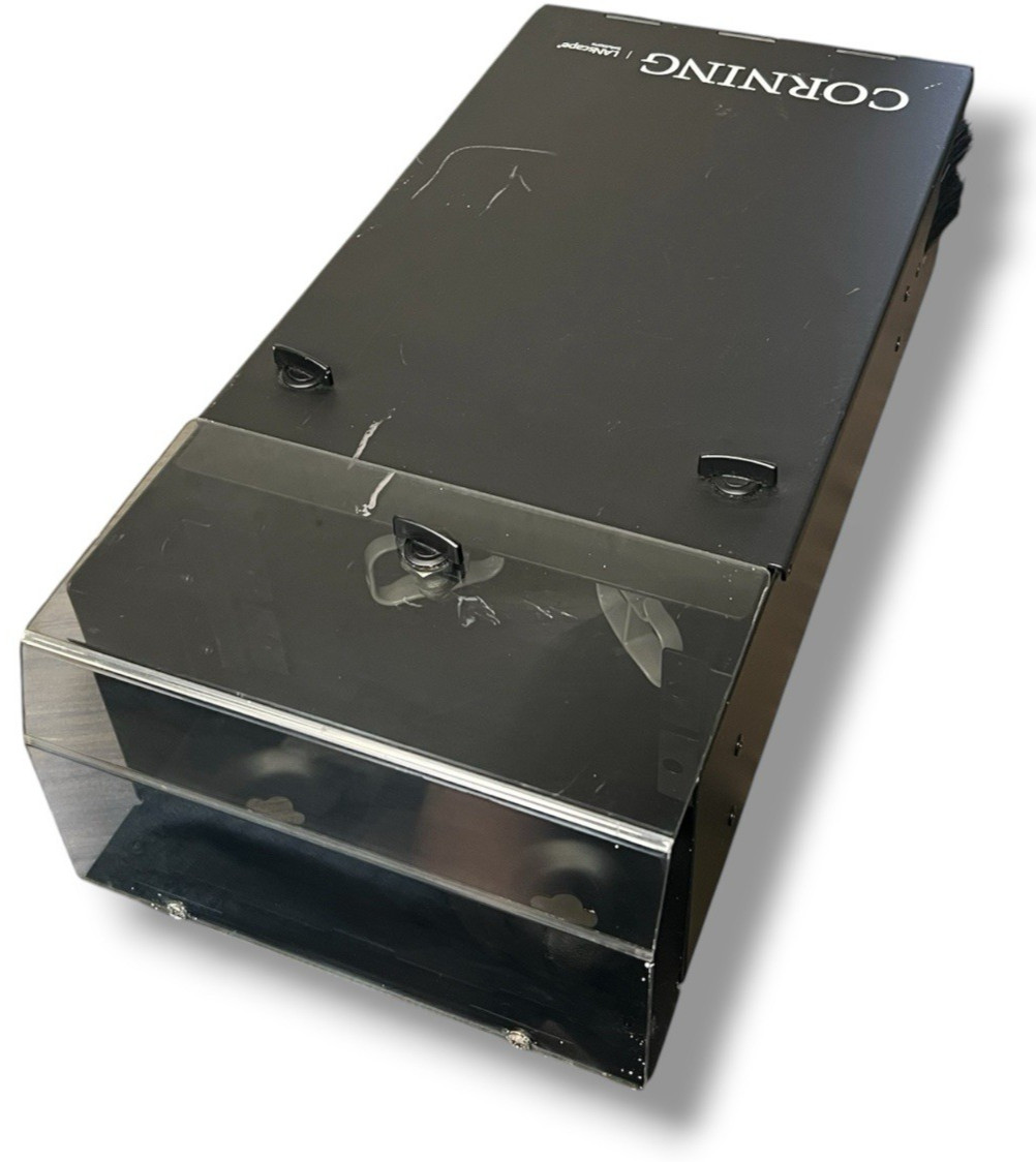 Corning WCH-02P Wall-Mountable Connector Housing Holds 2 CCH Panels/Cassettes