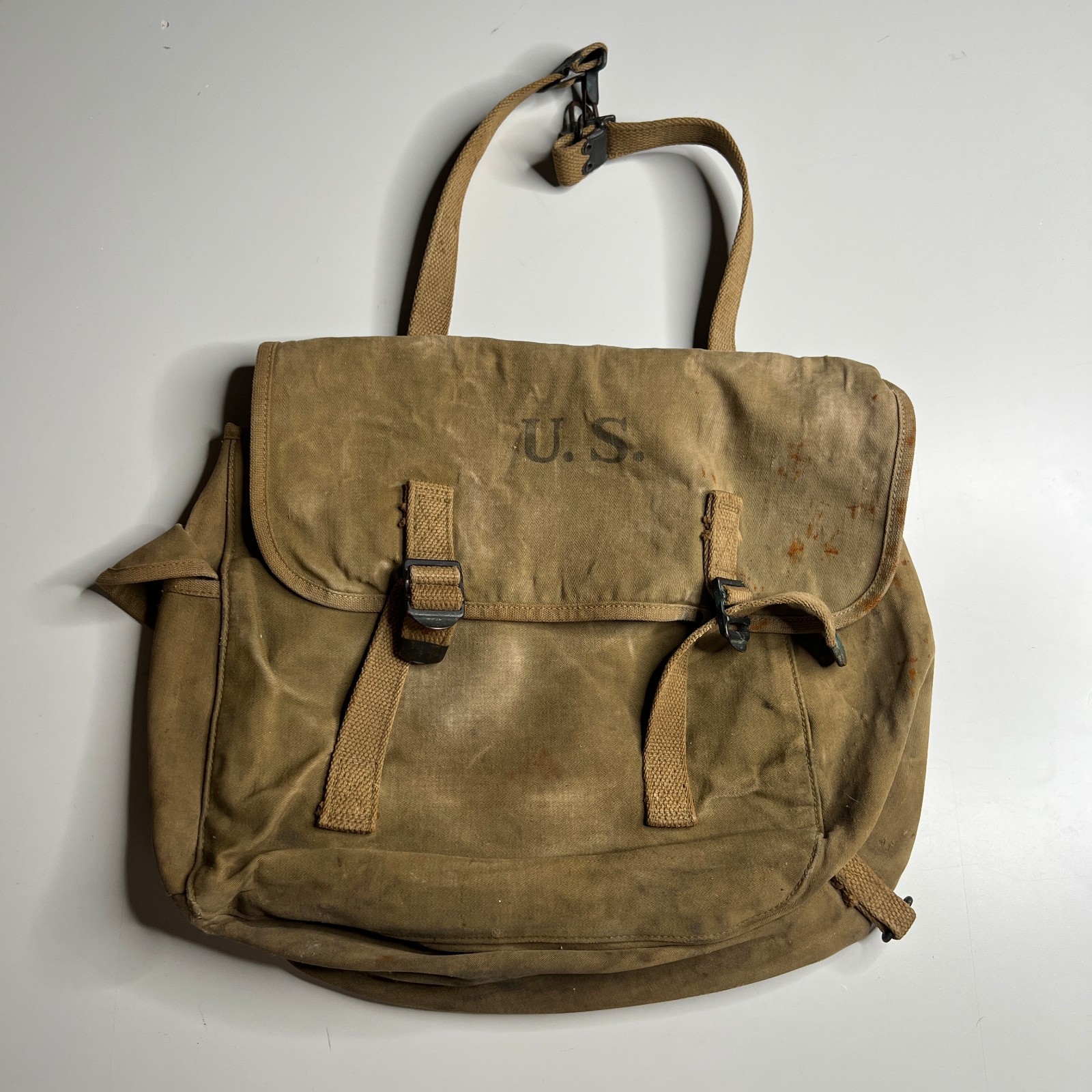 1943 Vintage U.S. Army Canvas Field Pack Bag Khaki Military Gear WWII Utility