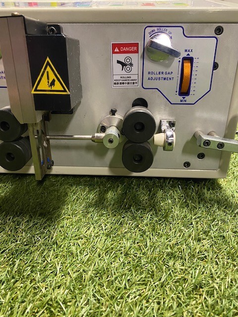 SWT Max2 Full-Automatic Computer Wire Stripping Machine