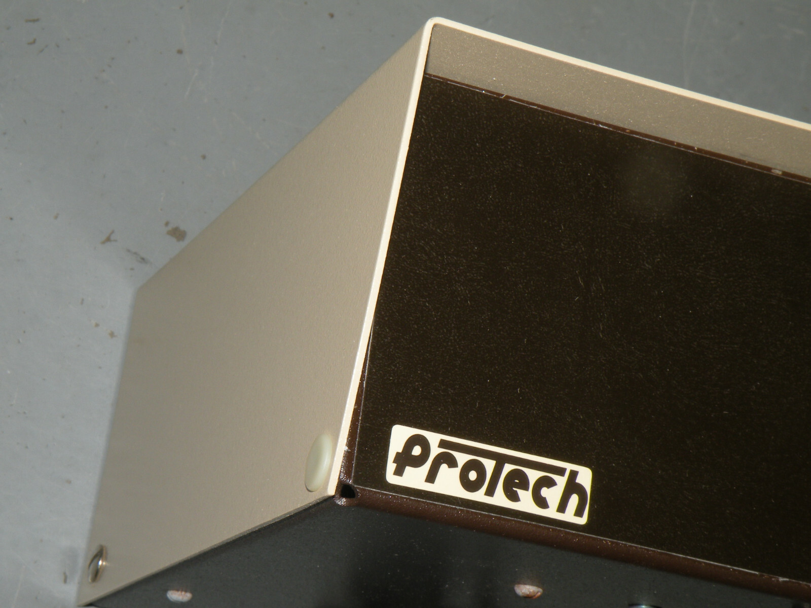 (1) Pro Tech Stereo Doppler Microwave Intruder Detector