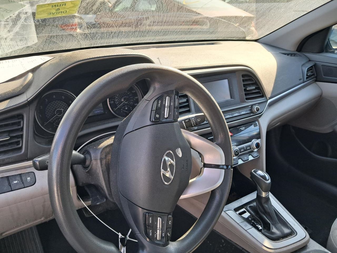 ELANTRA 2020 Glove Box 4789139