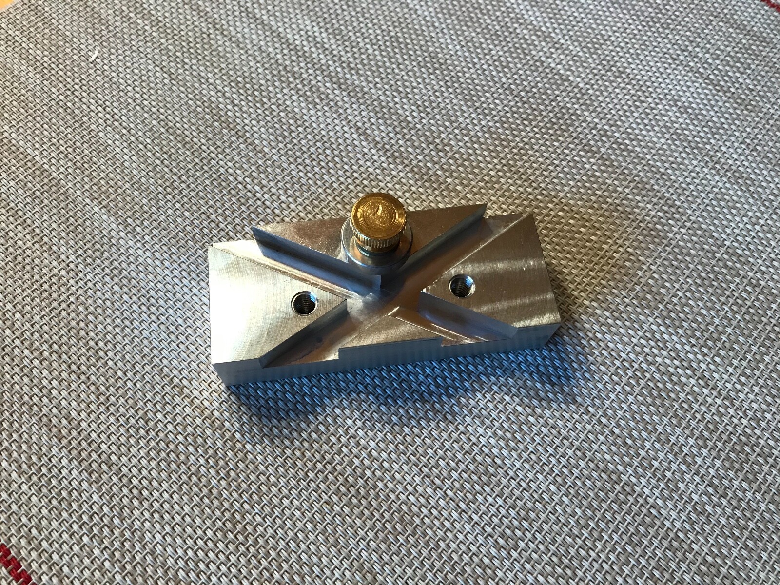 Lathe Tool Bit Grinding Jig, 60 Degree Grinding Jig for 1/2" Thread Cutting Bits