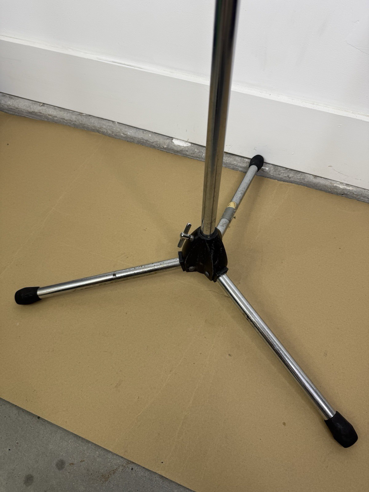 Tripod Microphone Stand 36" to 64" Silver