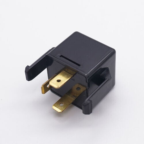 1pcs New  95550-1E000 Turn Signal Flasher Relay 3 Pin For Hyundai KIA