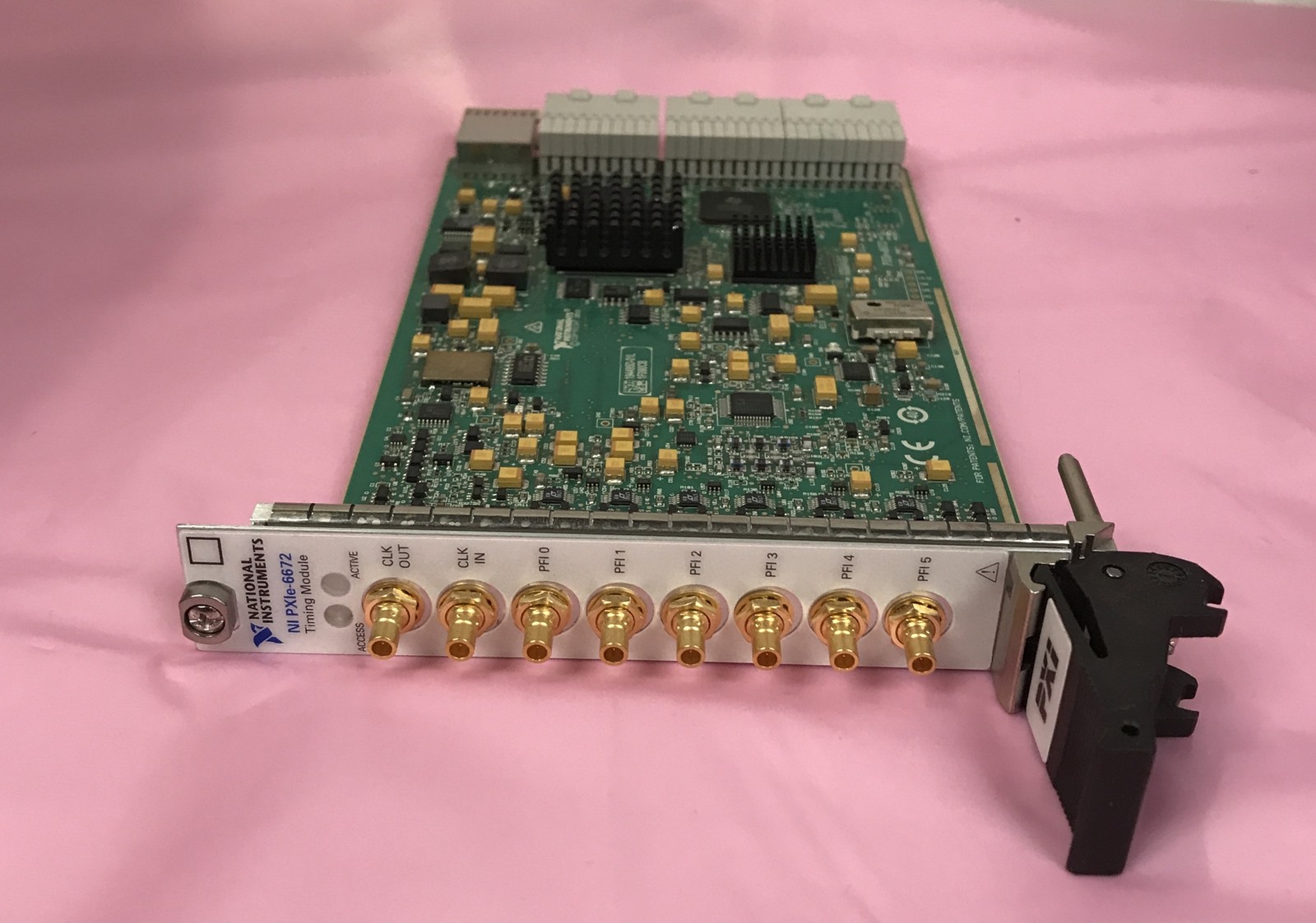 PXIe-6672 Timing & Synchronization Module 194495D-01L