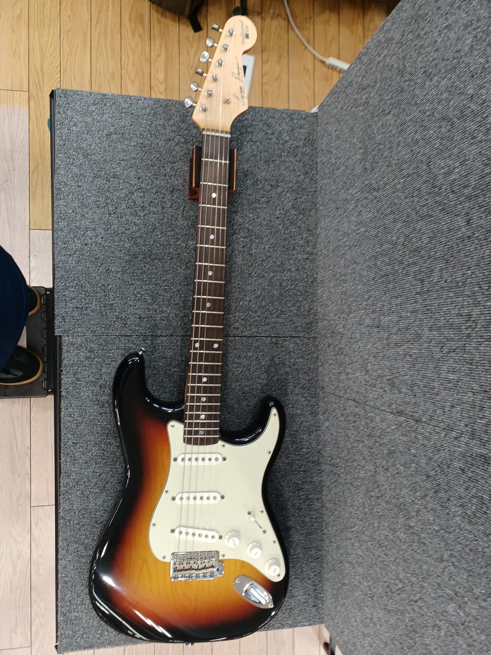 SEYMOUR DUNCAN DS-100 Electric Guitar