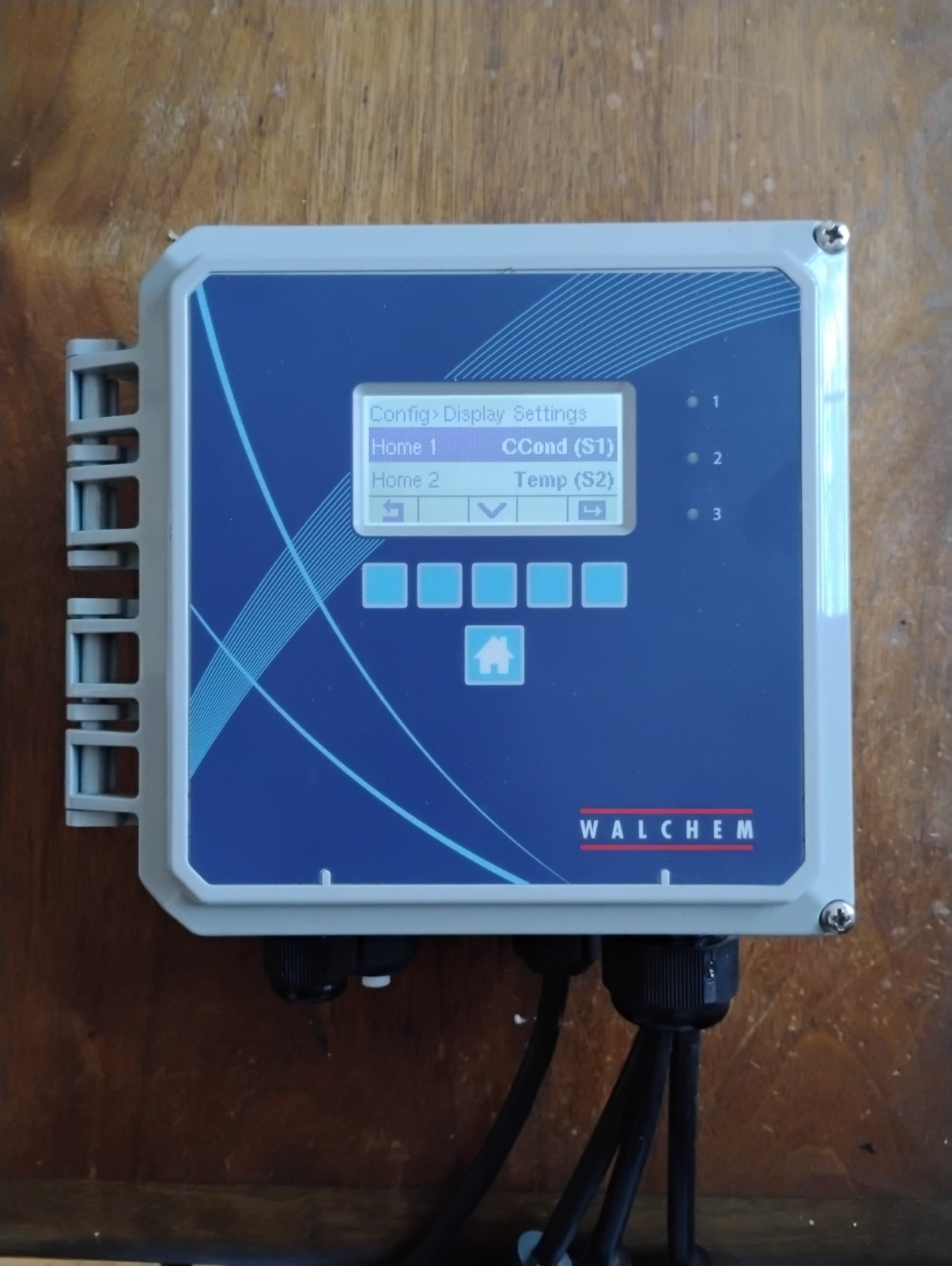 Walchem WCTW100PN-B Water Treatment Cooling Tower Bleed and Feed Controller
