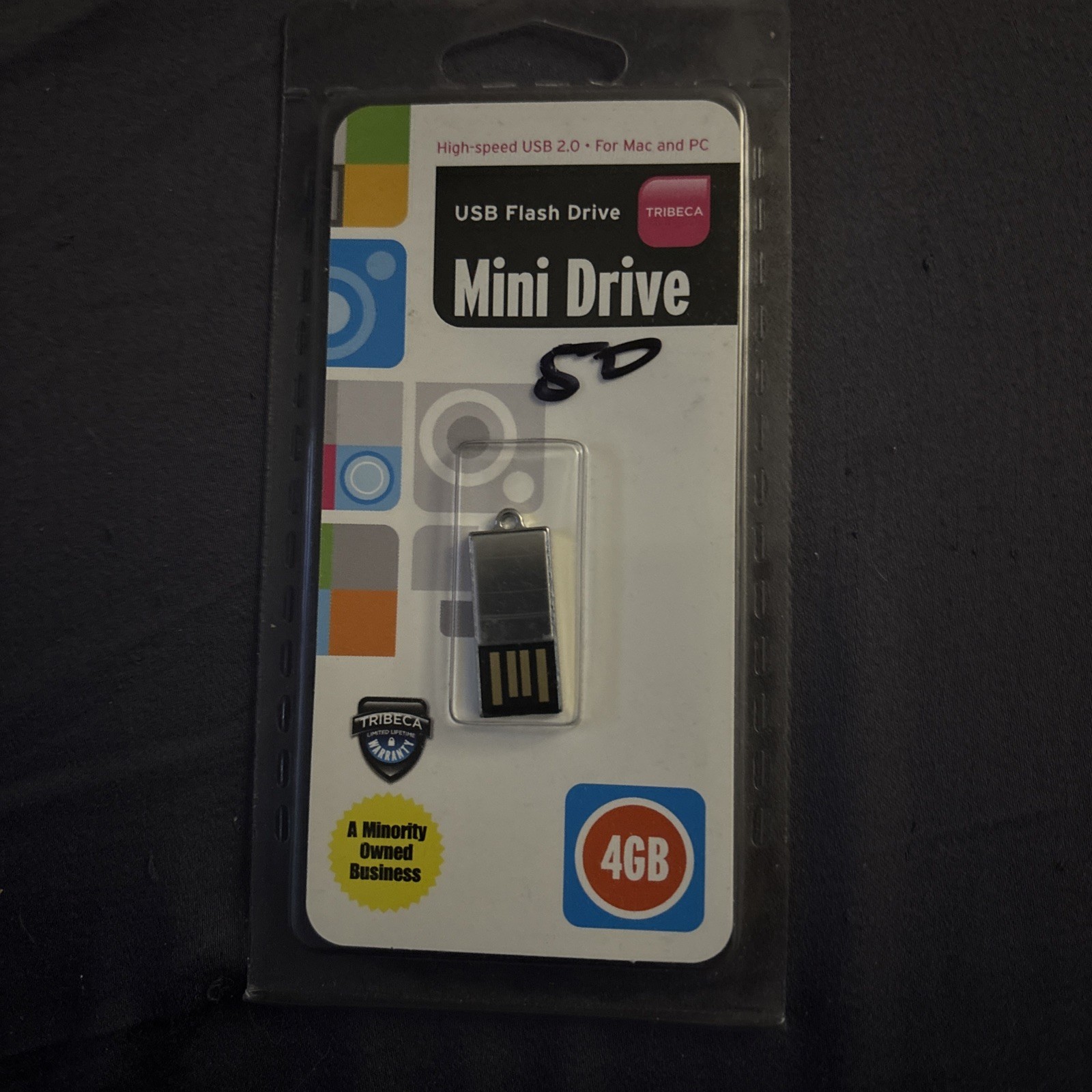 Tribeca USB flash drive mini drive 4 GB