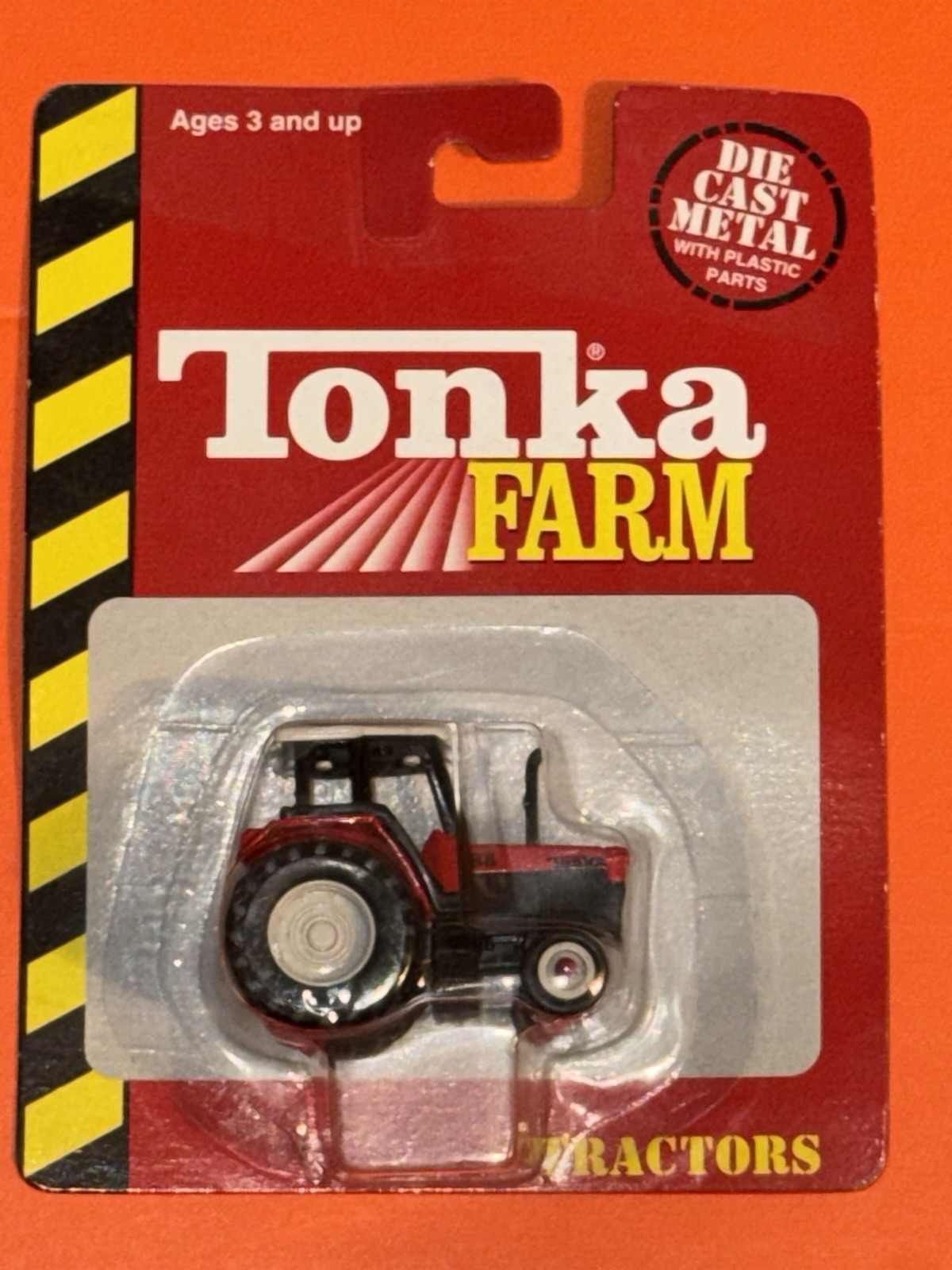 2000 Tonka Farm Equipment (Red) Harvester 88 Tractor #15140 Maisto
