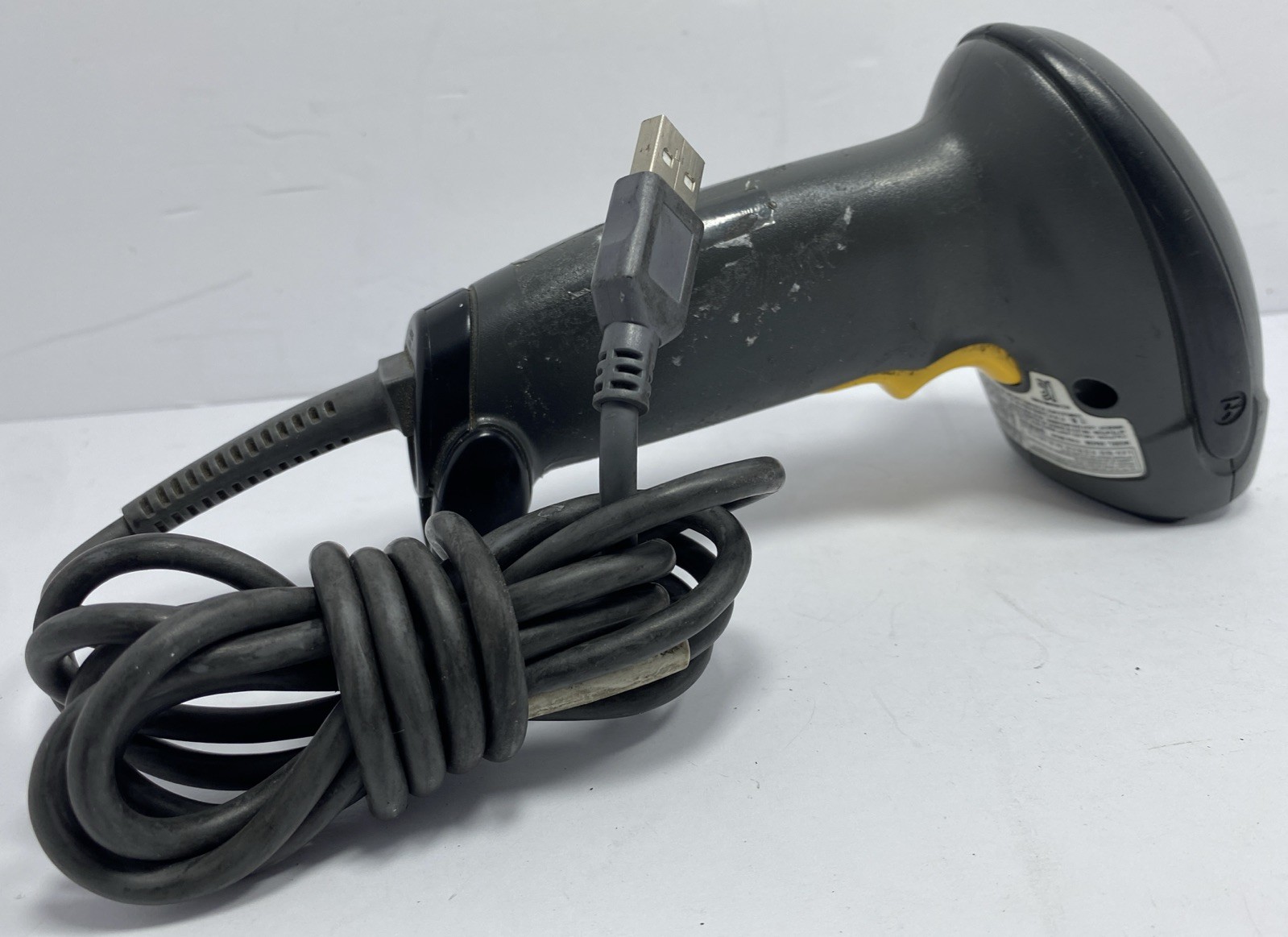 Motorola DS4208-SR00007WR Handheld Barcode Reader W/ Cable TESTED WORKING