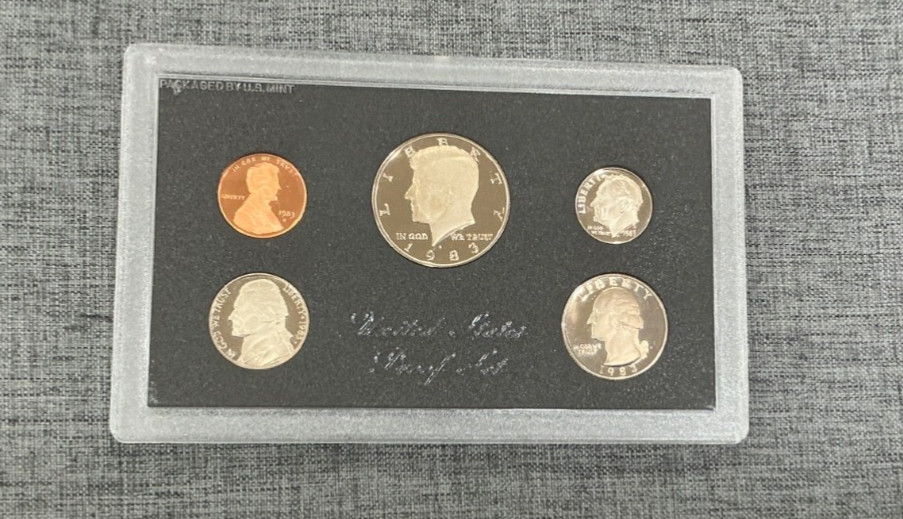 1983 U.S. Mint Proof Set in Original Box