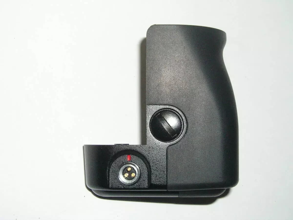 Canon Grip GR20 for EOS 600, 620, 630, 650,RT Cameras with Shutter Remote Plug