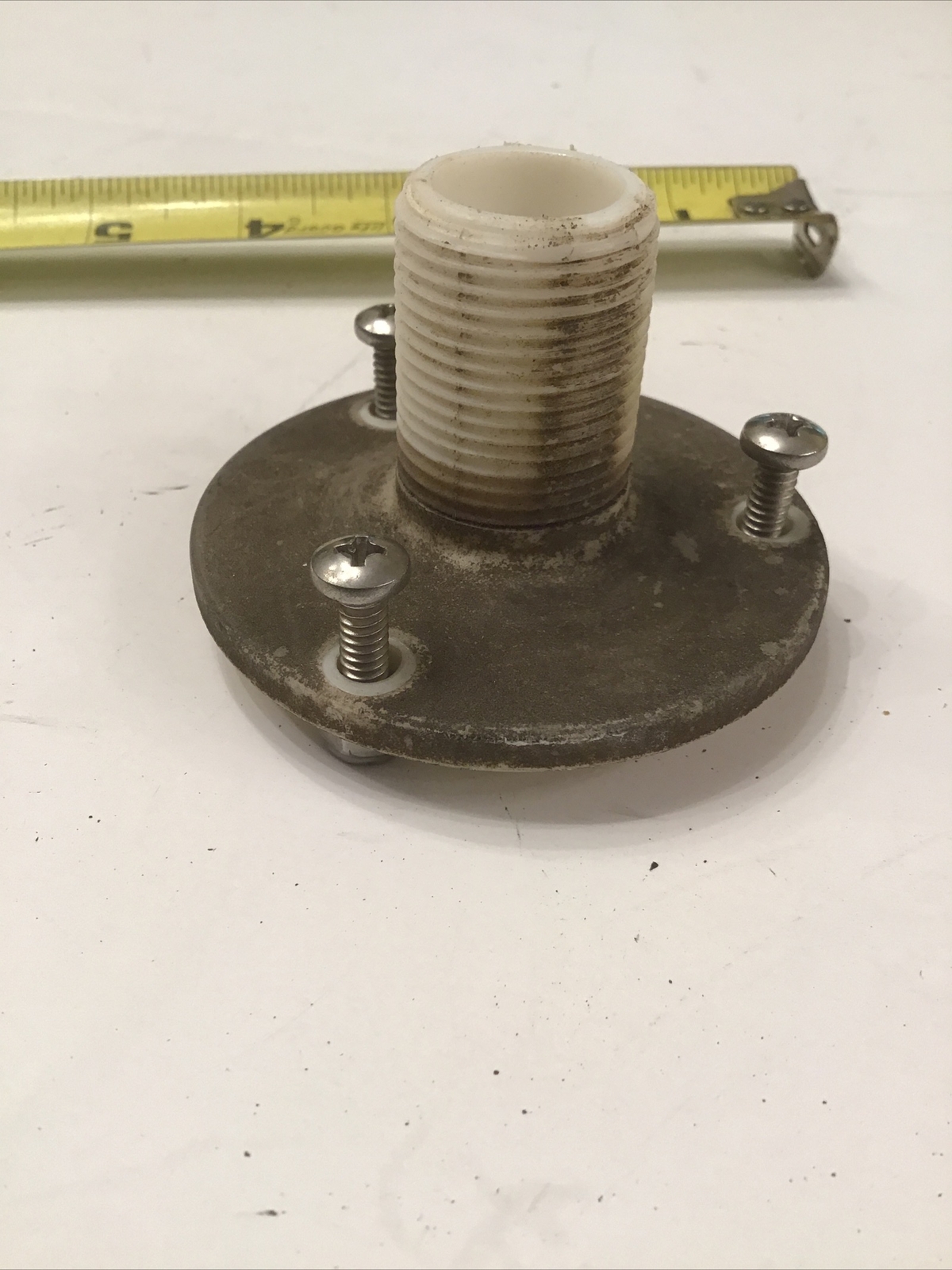 Garmin GPS Chart Plotter ANTENNA SCREW ON BASE Only Replacement part 182c