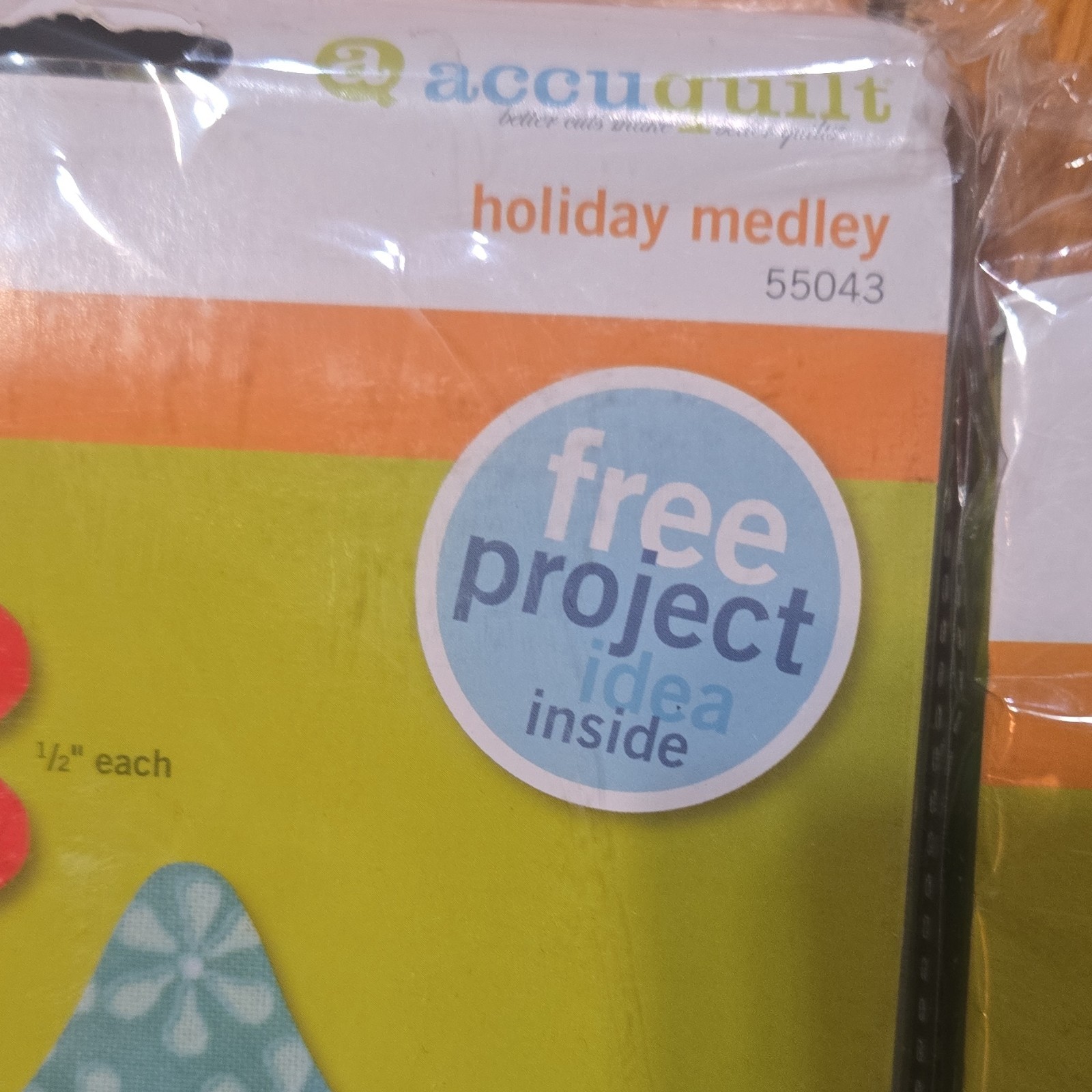 AccuQuilt GO! Holiday Medley Fabric Cutting Die 55043 Sleigh & Snowflakes 55322