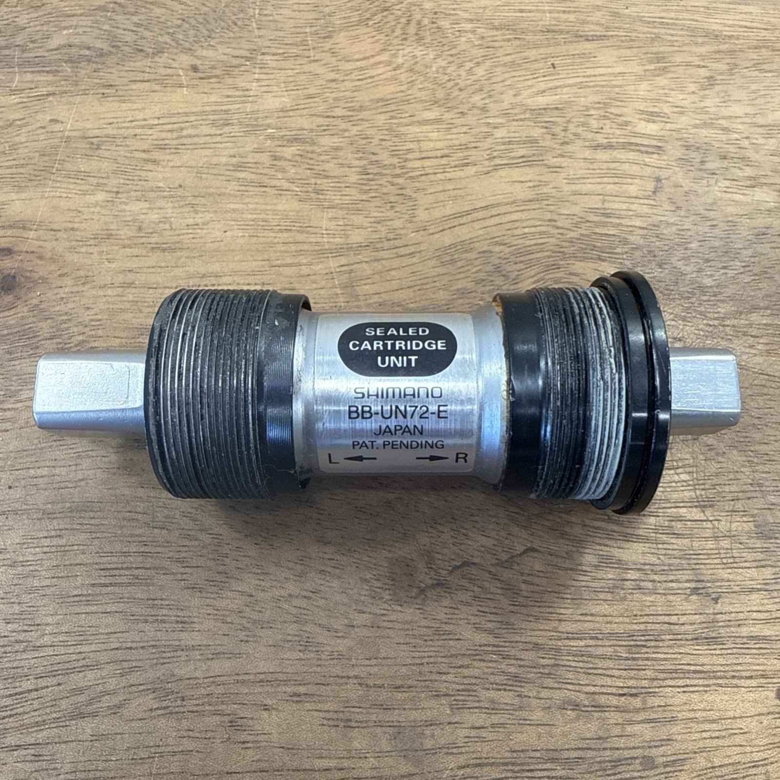 Shimano Deore XT BB-UN72 Bottom Bracket Square Taper 68mm Shell 110mm