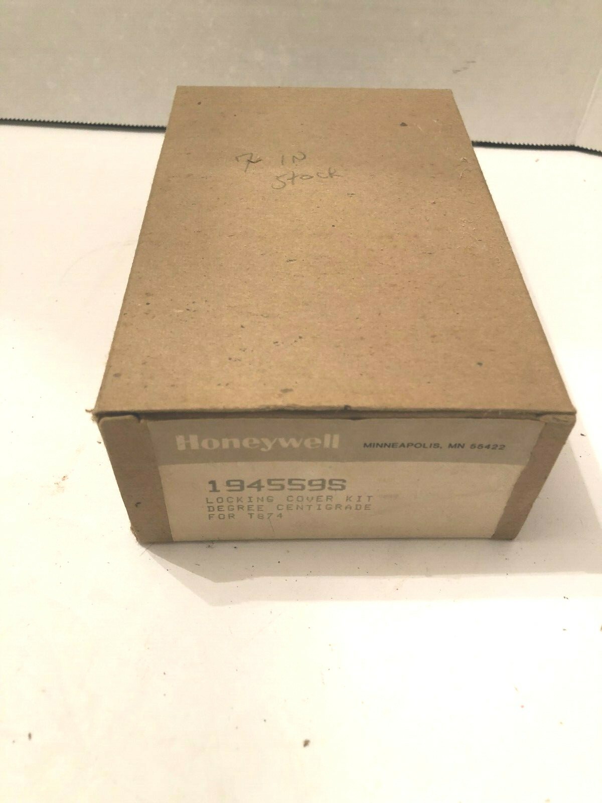 NEW IN BOX HONEYWELL 194559S LOCKING COVER KIT