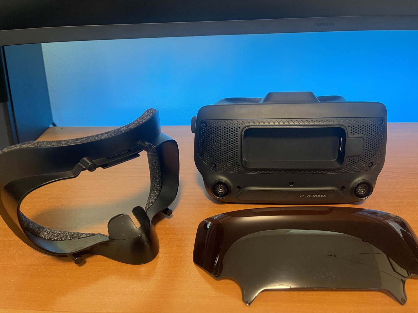 VALVE INDEX VR Headset Only w/Visor + OEM Facial Interface *Clean & Tested*