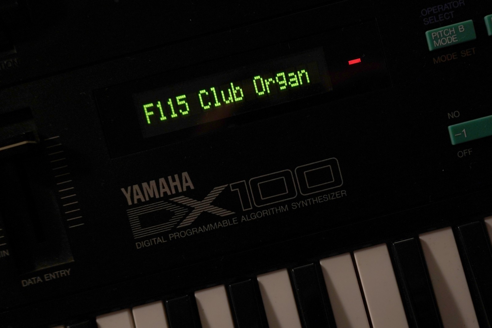 Yamaha DX100 (Super Enhanced Black) MODE3 LUX PMVA Display !