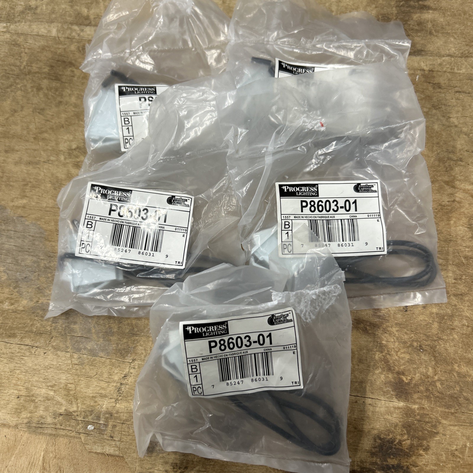 PROGRESS LIGHTING P8603-01 / P860301 Lot Of 5 NEW