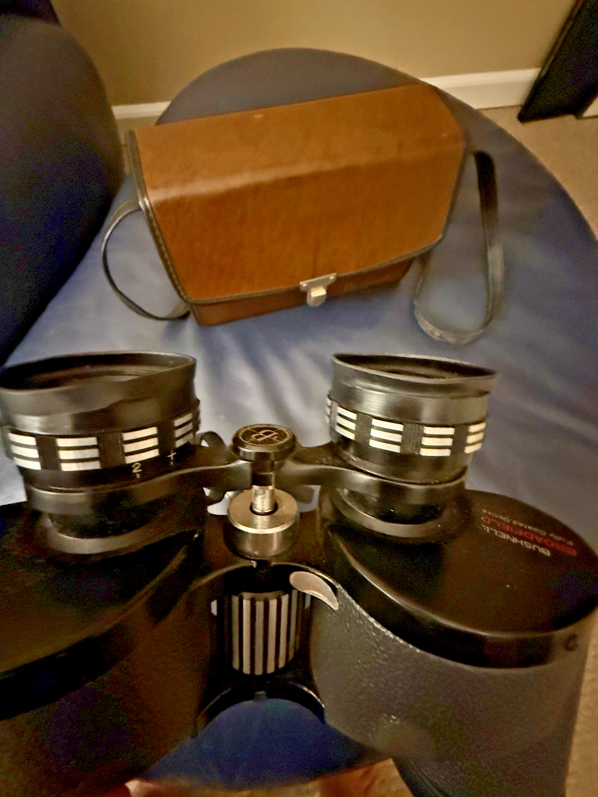Bushnell Broadfield 7x35 Extra Wide 12" Binoculars