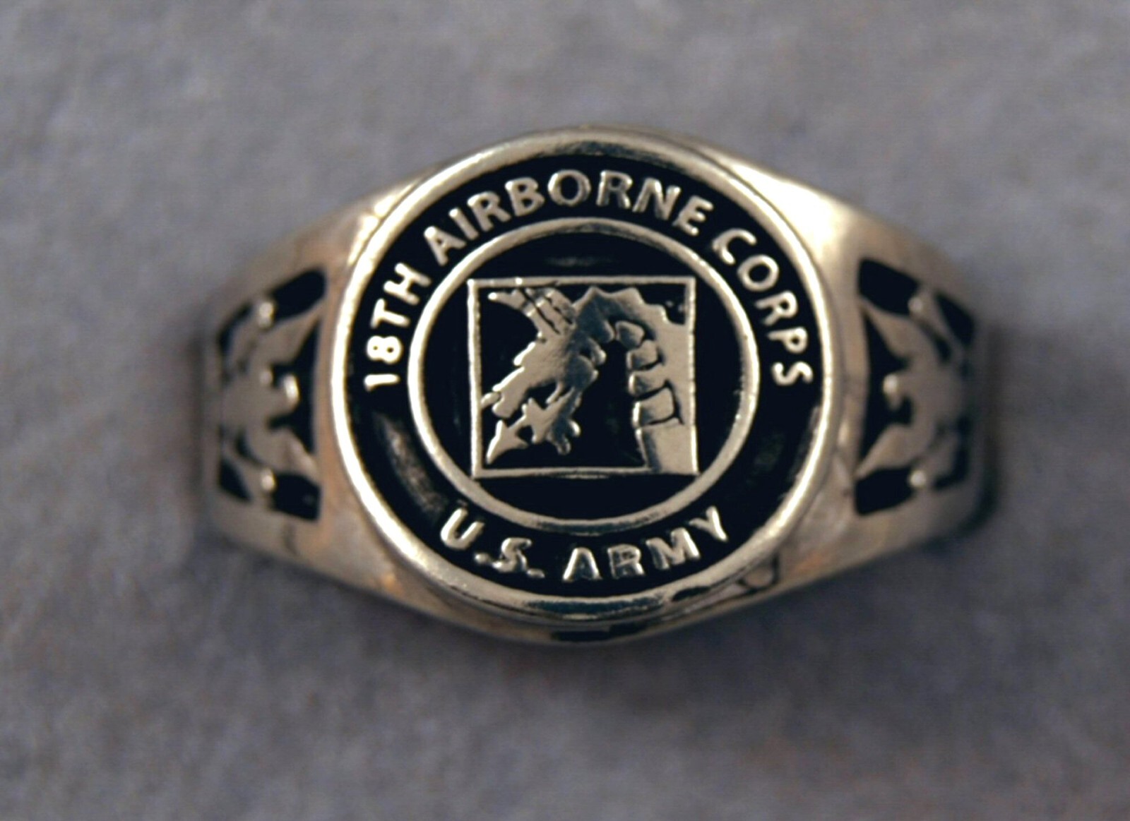 18th Airborne Corp ring  ID Unit Insignia Sky Dragons