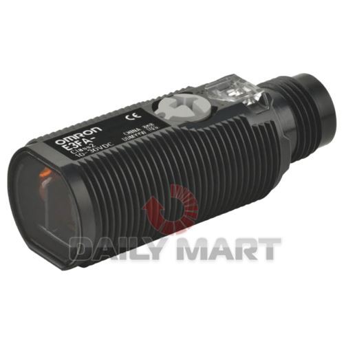 New In Box OMRON E3FA-RP21 Photoelectric Sensor
