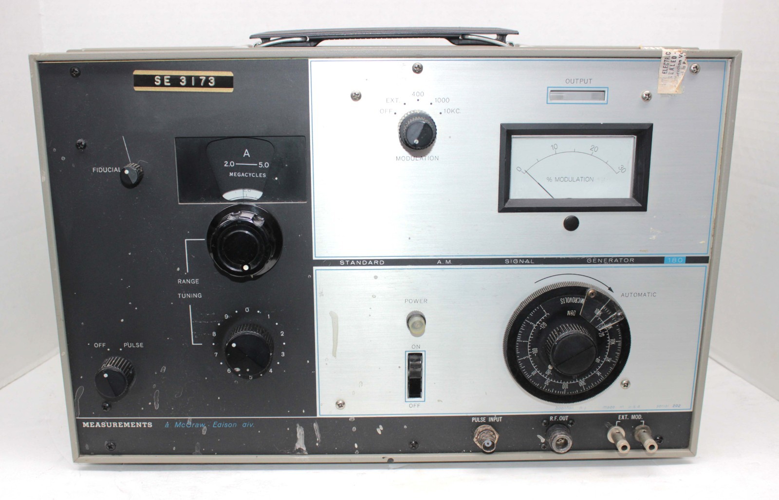 MEASUREMENTS MODEL 180 and 180-R STANDARD SIGNAL GENERATOR