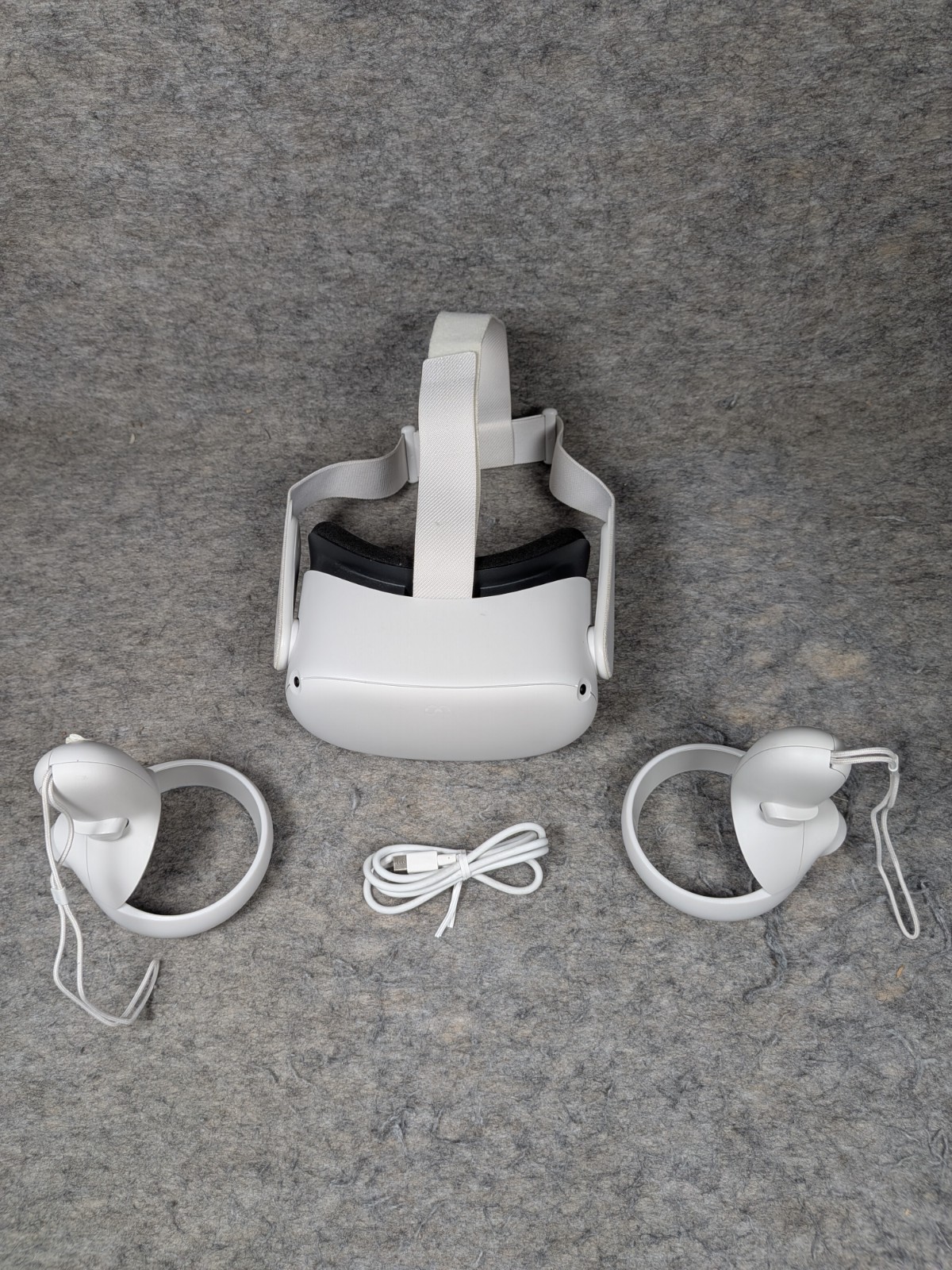 Meta Oculus Quest 2 256GB VR Headset W/ Controllers Tested & Working