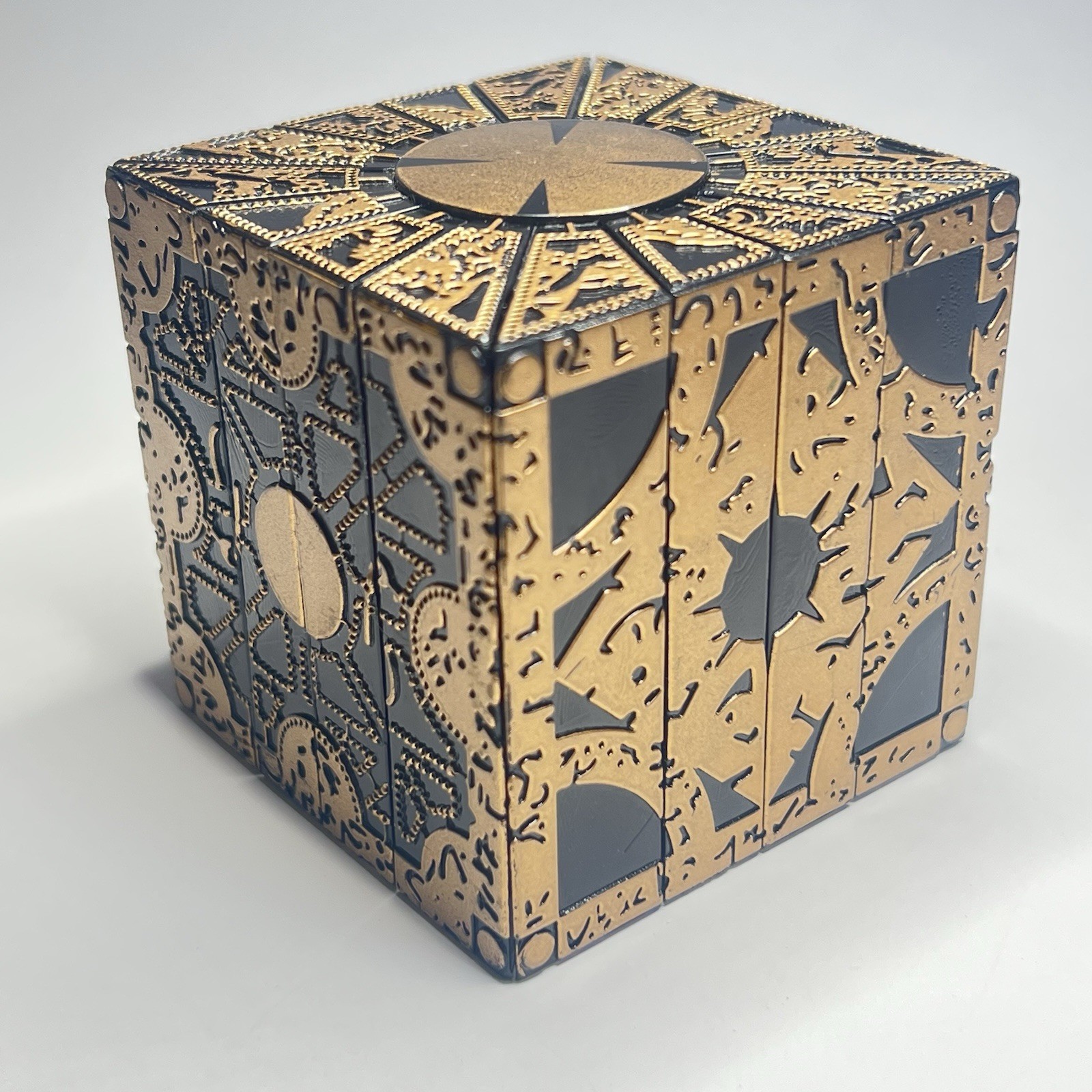 Hellraiser Lament Configuration Transforming Puzzle Box 2-in-1 Heavy 9.56 oz