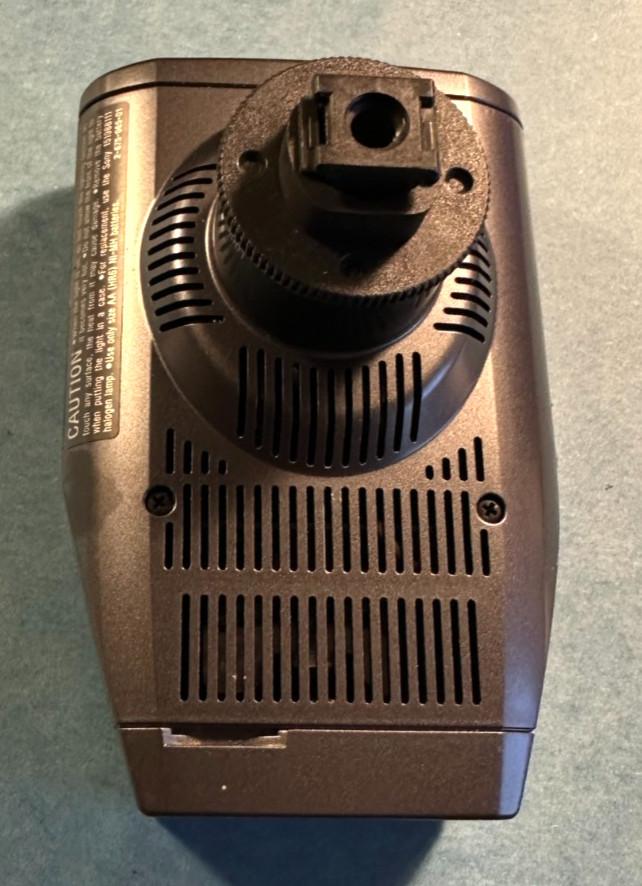 SONY HVL-10NH Camcorder Light for Handycam: HVL-10NH 4xAA Battery 10W Bulb NICE!