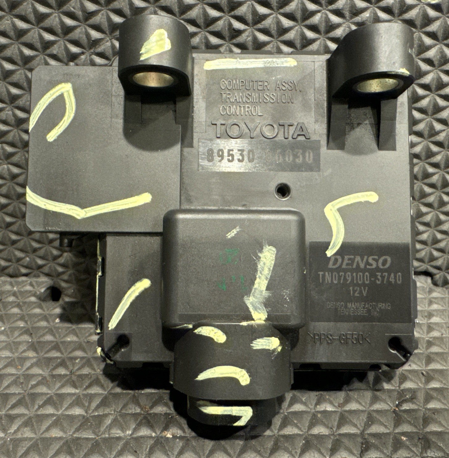 09 - 11 Toyota Camry Transmission Control Computer Module TCM 89530-06030 OEM