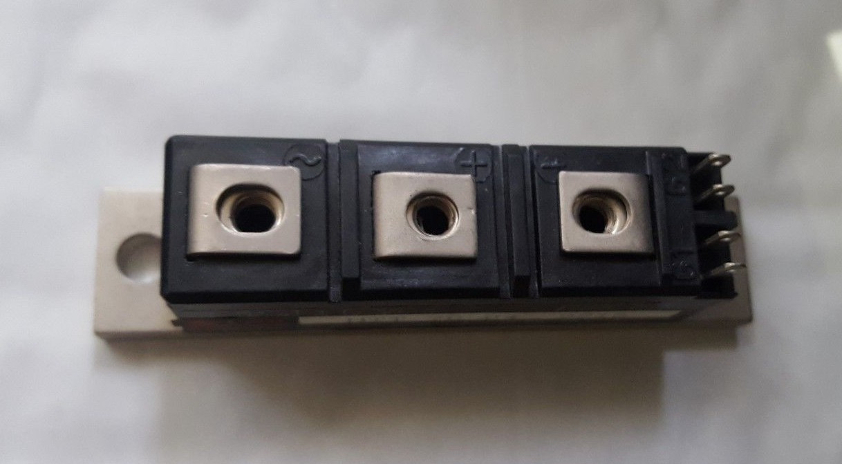INTERNATIONAL RECTIFIER  THYRISTOR/ DIODE and Power Modules IRKT71-04