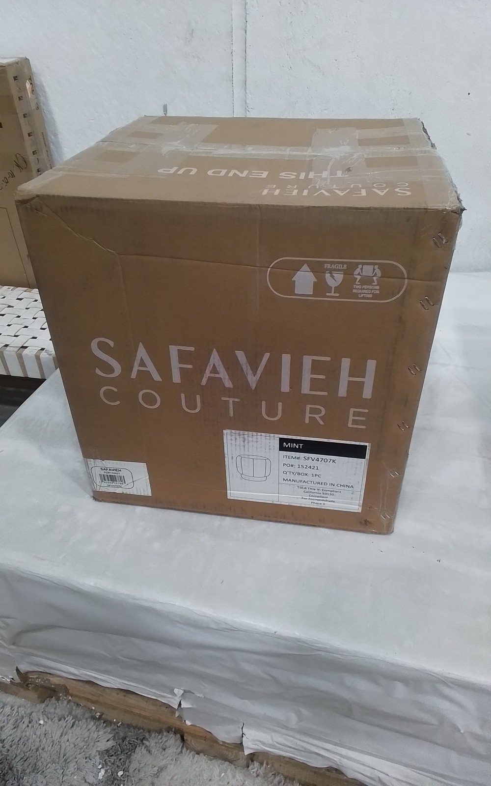 Safavieh MAXINE CHANNEL TUFTED OTTTOMAN, Reduced Price 2172764270 SFV4707K