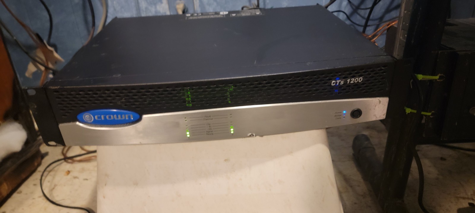 Crown CTs 1200 2-Channel Power Amplifier. Fully Tested. Runs Perfect.Low Usage.