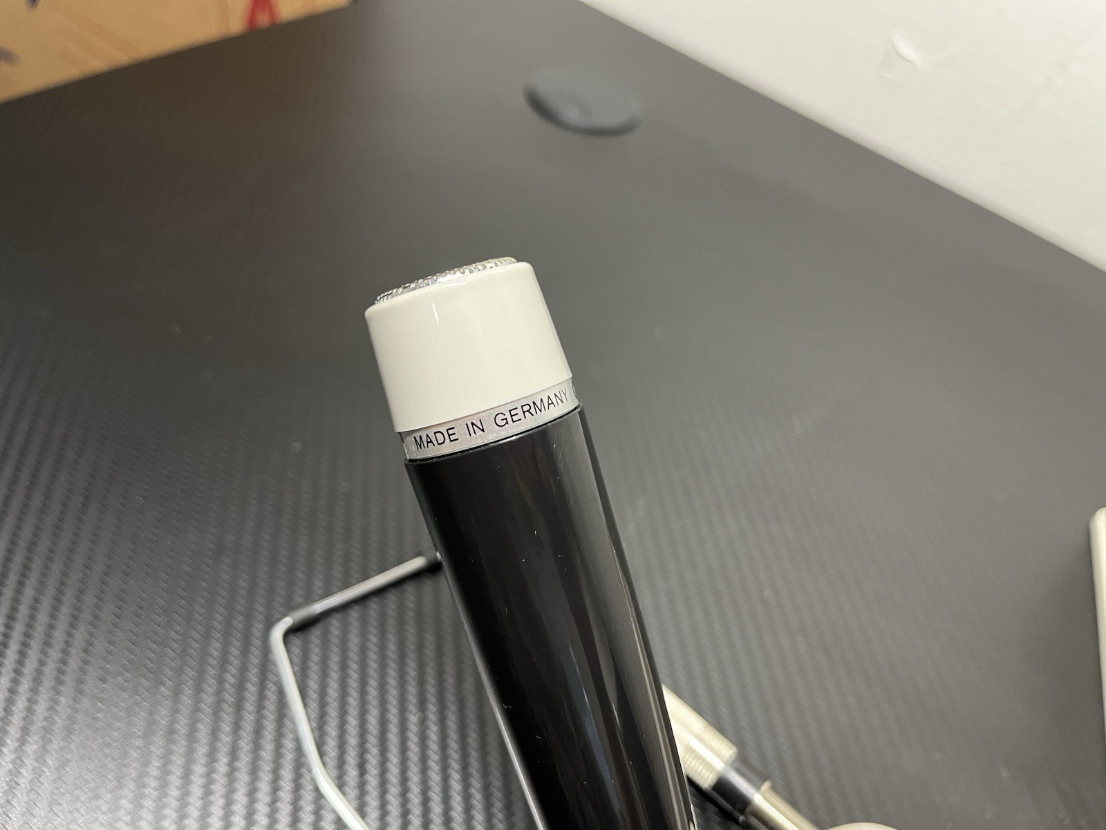 Grundig GDM 312 Universal Dynamic Microphone Tested w/ Case Stand