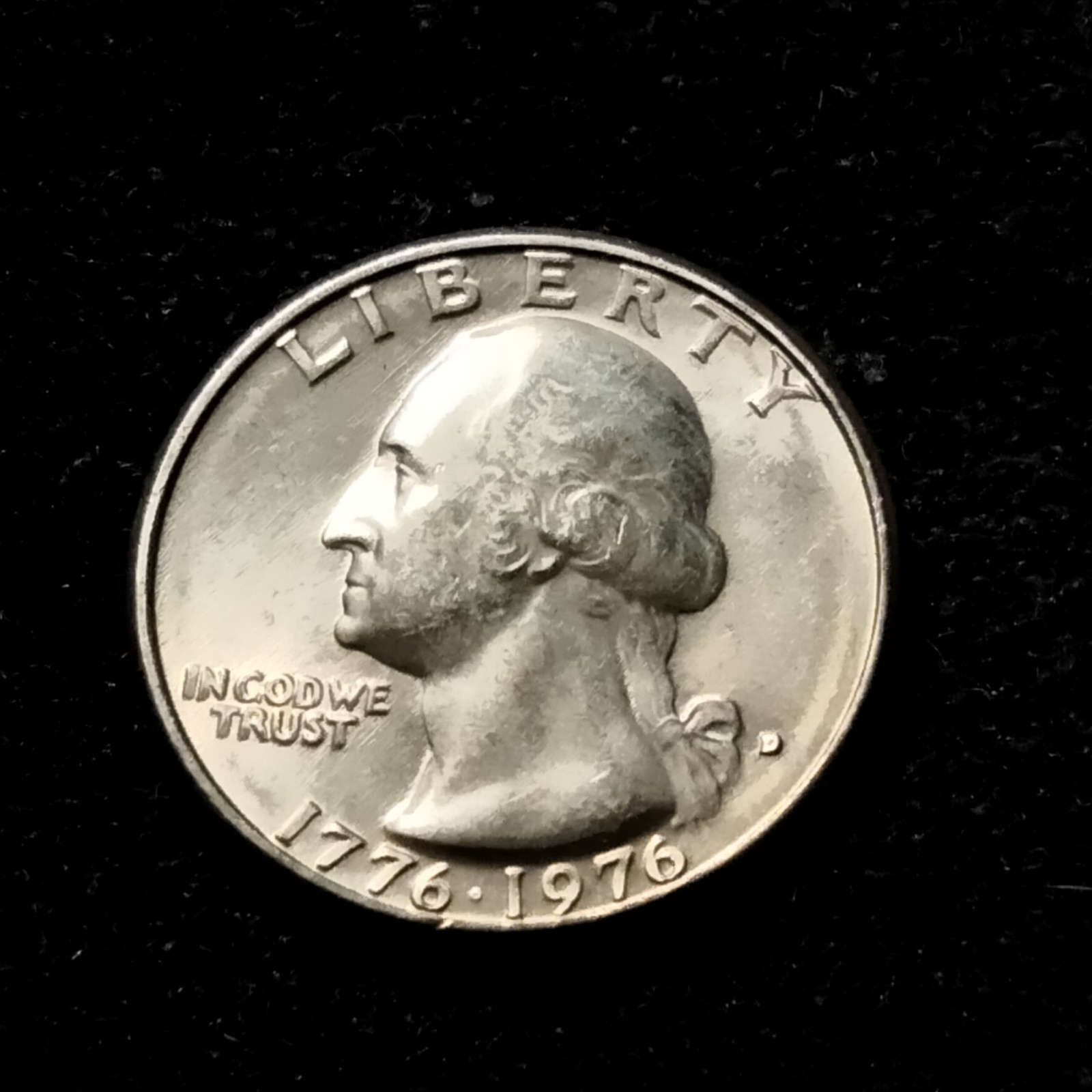 1776-1976 D Bicentennial Quarter Struck Thru Grease