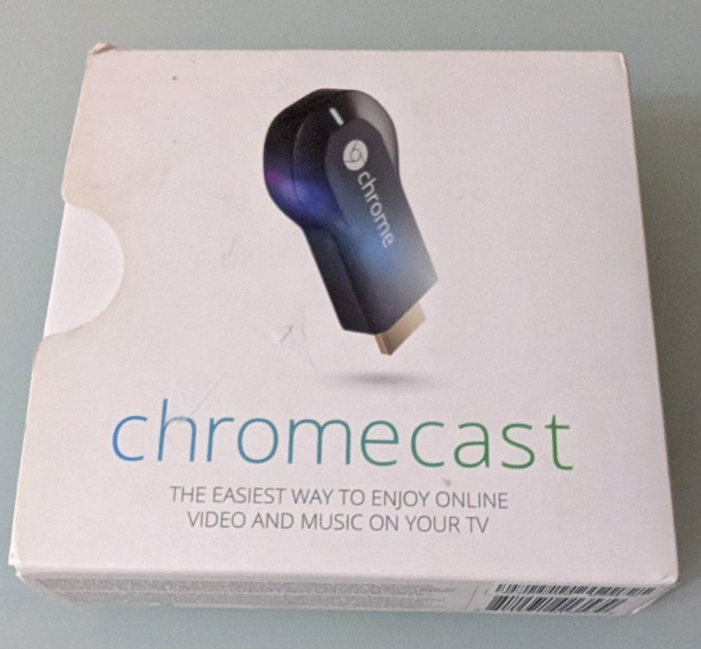 USED Google Chrome Chromecast 1st Generation H2G2-42 HDMI Media Streamer