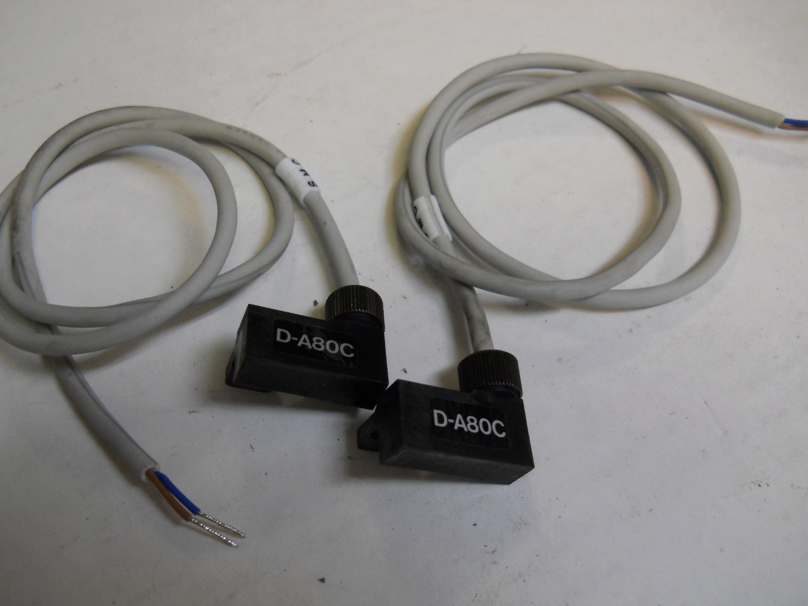 SMC D-A80C AUTO SWITCH ACCESSORY  (SET OF 2) NEW CONDITION NO BOX