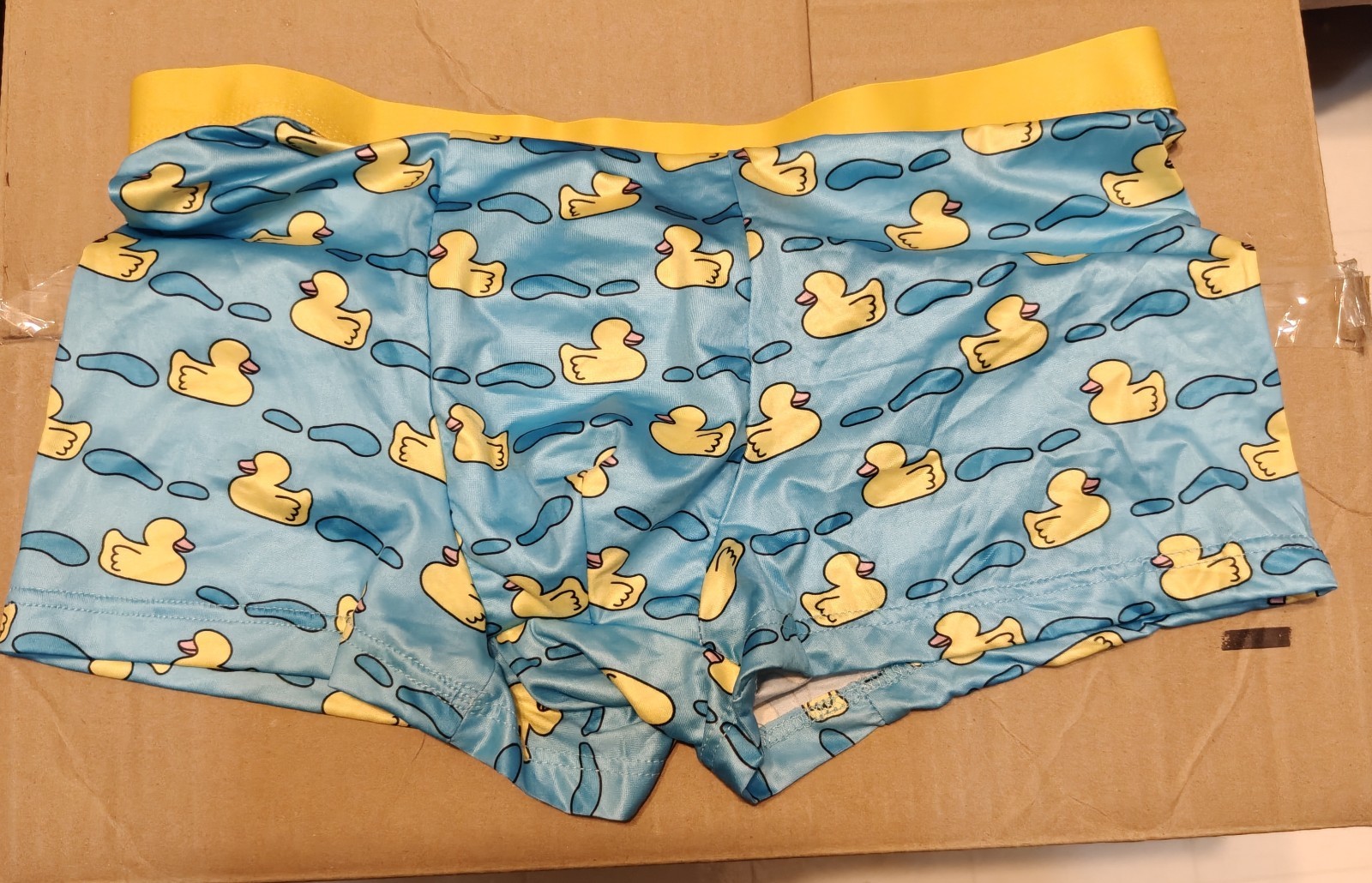 GT5- 5 Boxer Briefs Funny Design Ducks, Lips, Camo, Checker Patterns Size Medium