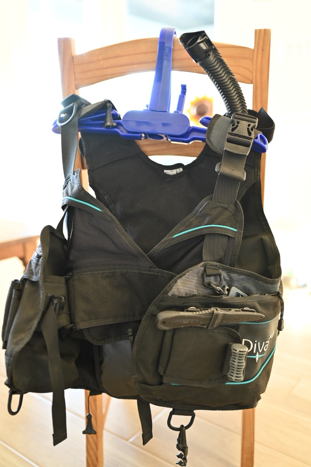SeaQuest Diva XLT Scuba BCD and Aqua Lung Regulators